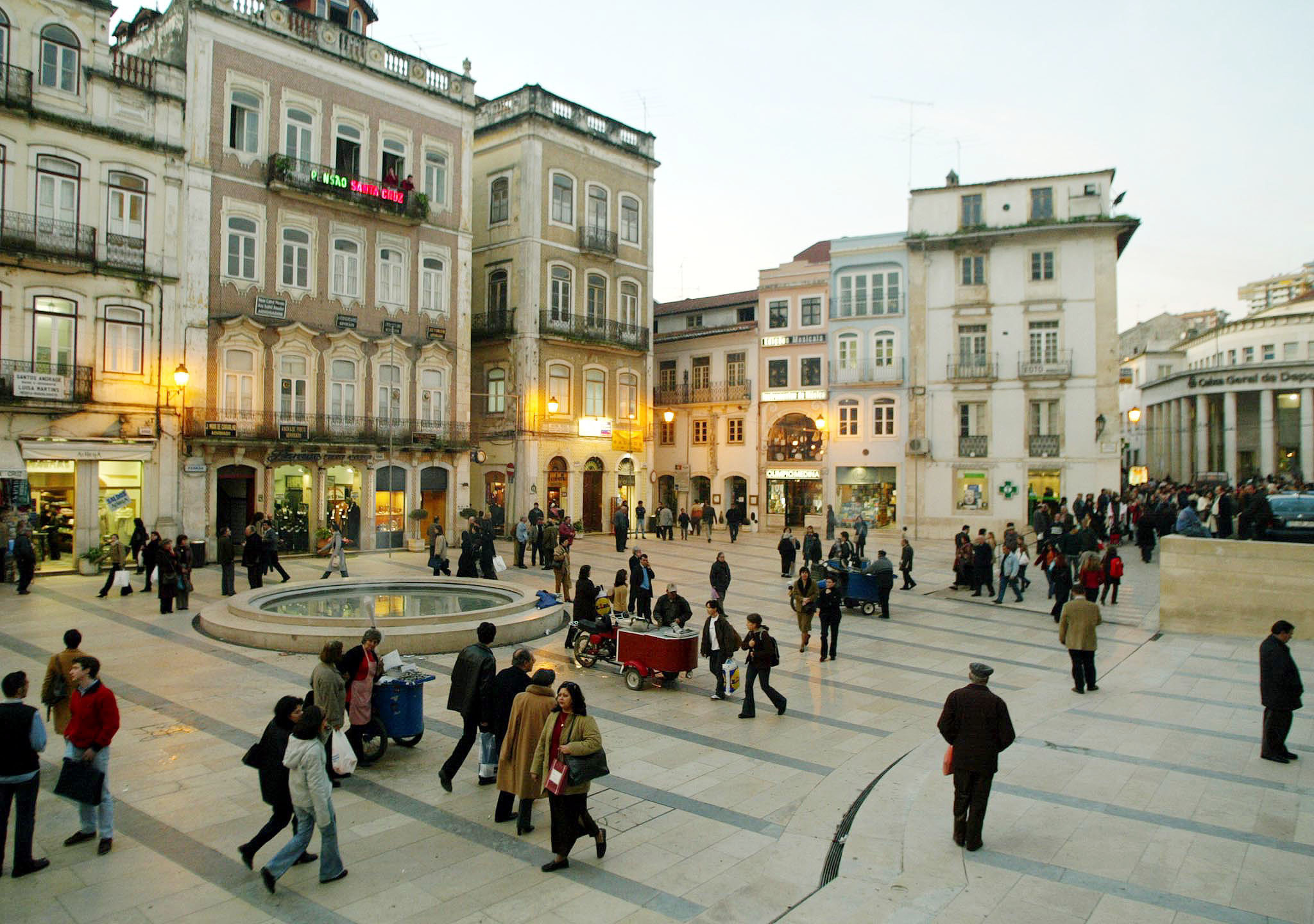 Câmara de Coimbra mantém impostos para 2024, IMI será o mínimo legal