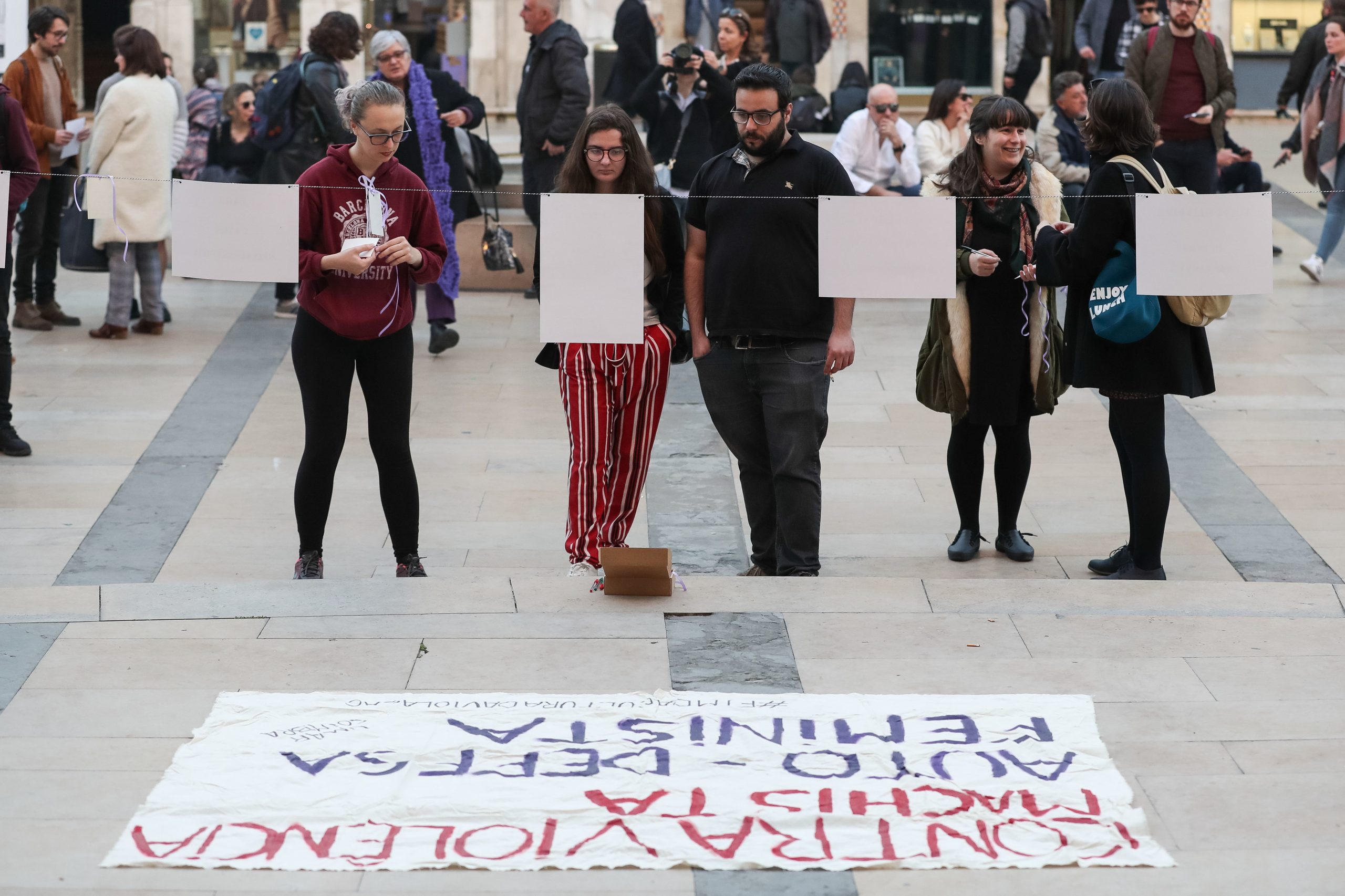 Mais de cem mulheres manifestam-se no Porto contra agressões e “cultura machista”