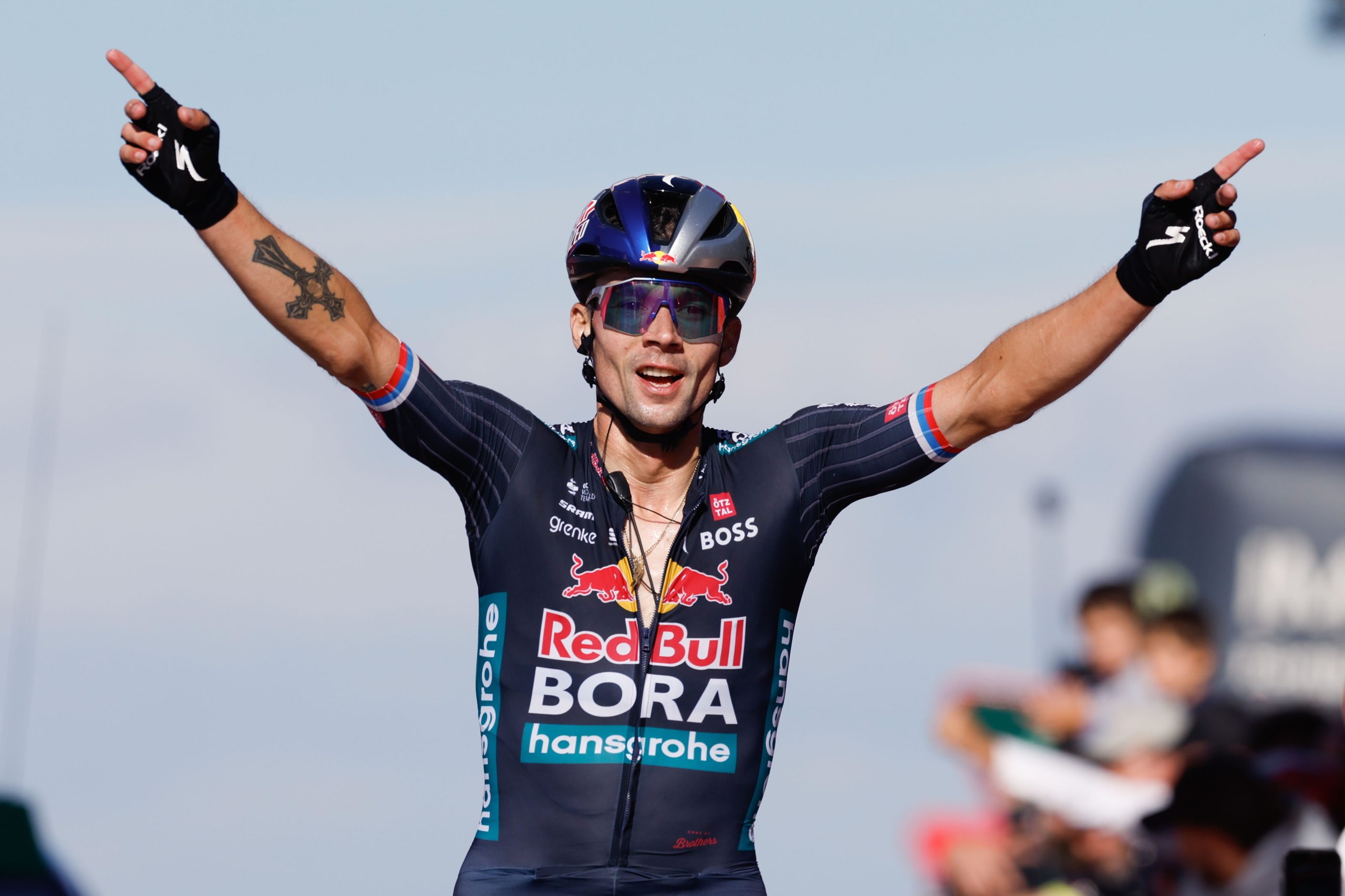 Vuelta: Primoz Roglic ganha pela quarta vez e iguala recorde de vitórias