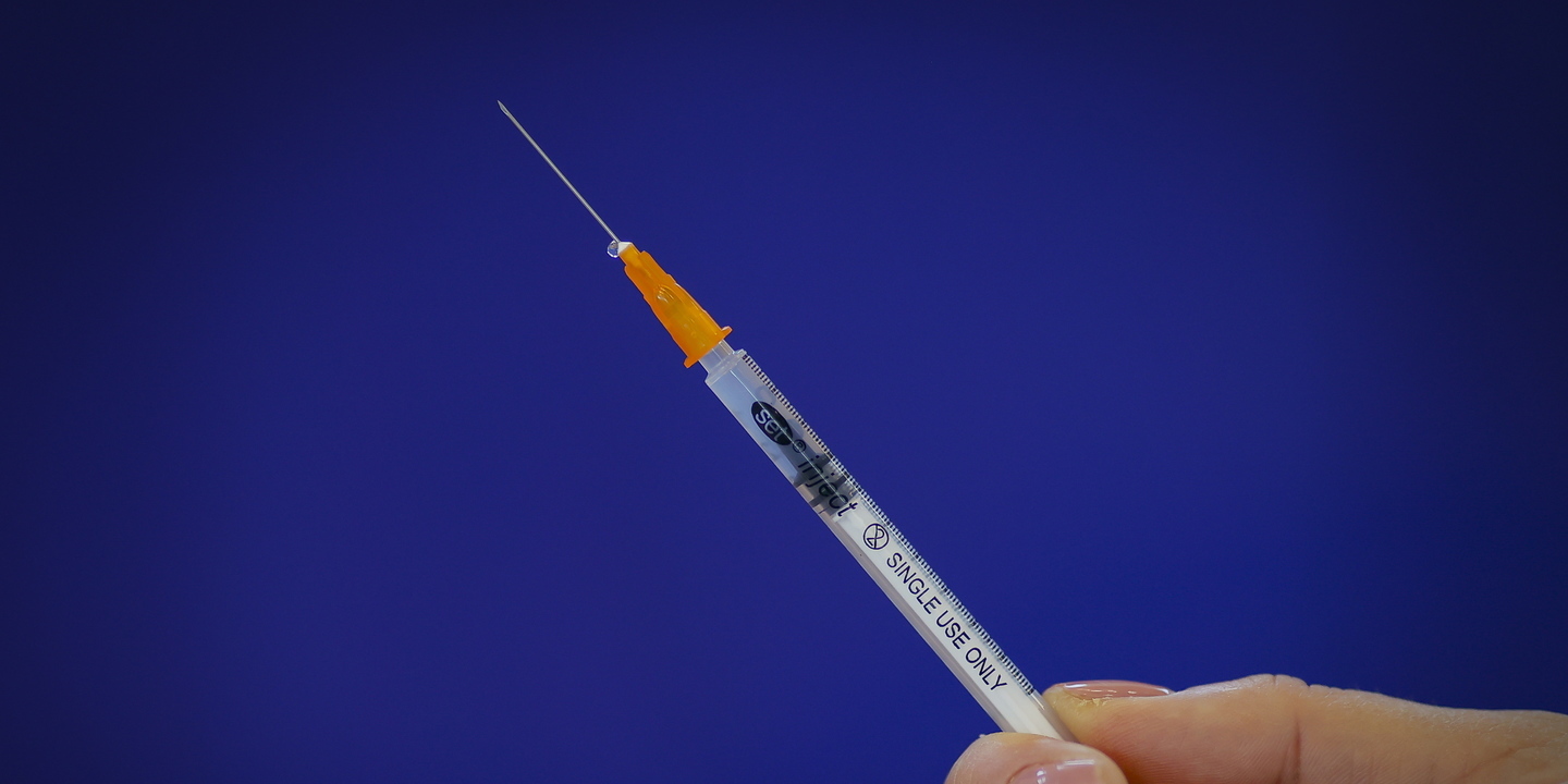 Vacina concebida por inteligência artificial poderá proteger contra futuras pandemias