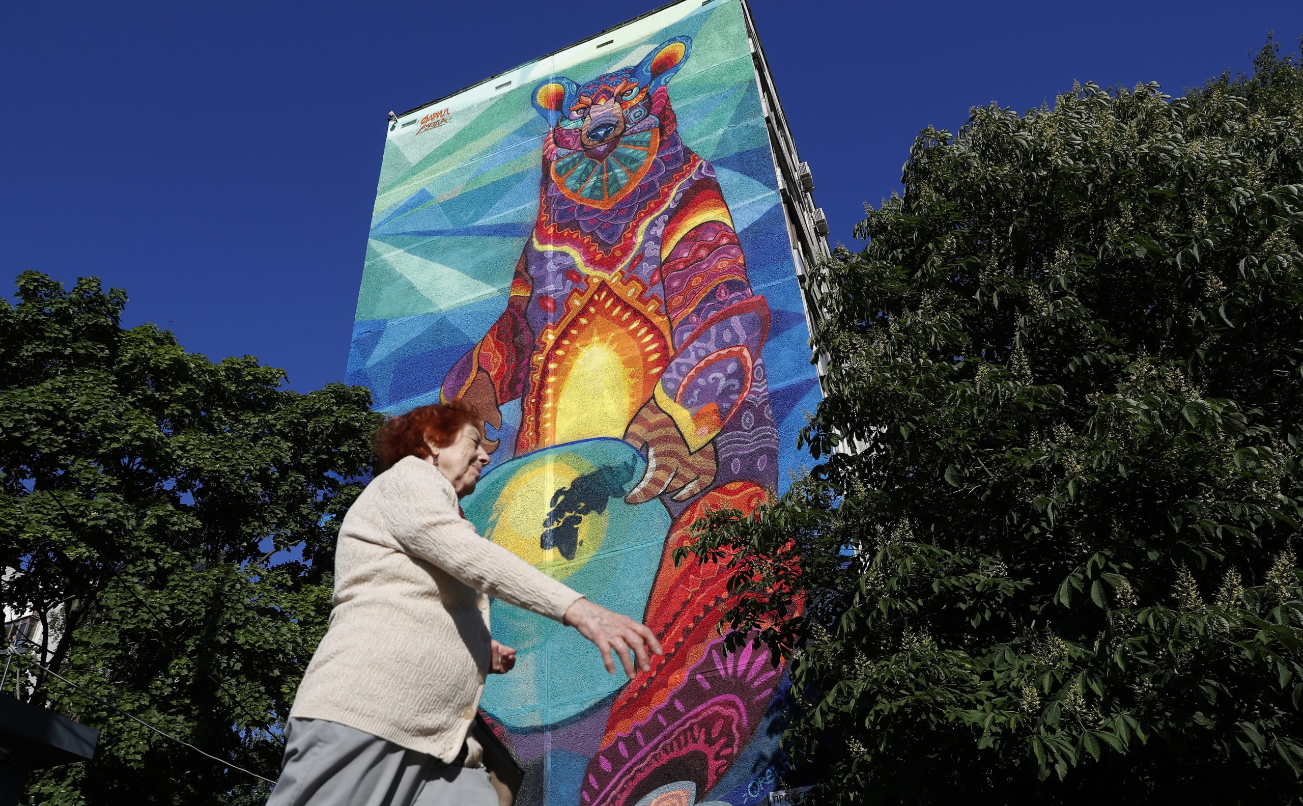 Artistas brasileiro e mexicano mostram arte urbana em Fafe