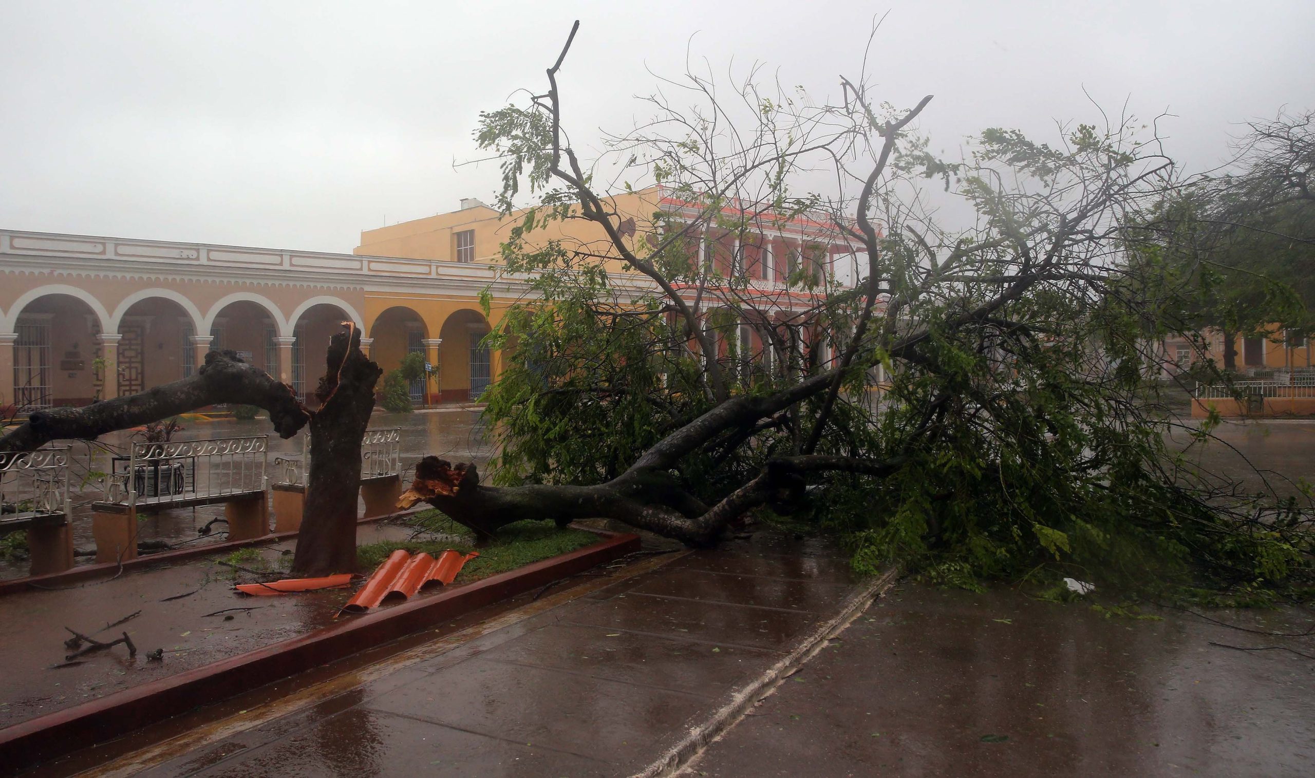 Furacão Irma: Autoridades portuguesas já contactaram turistas em Cuba