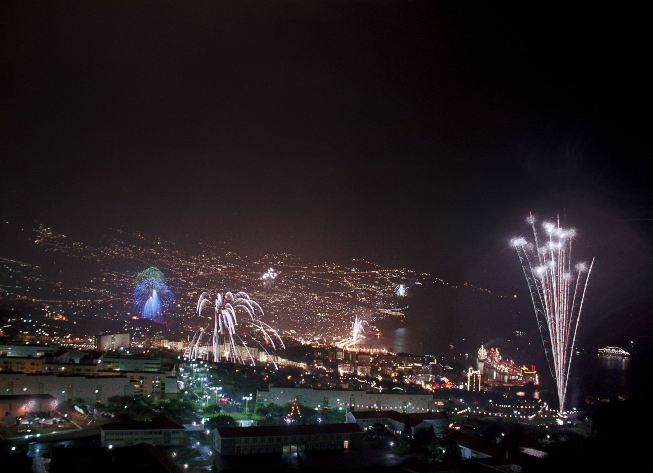 Governo da Madeira investe quatro milhões. Programa de Natal e Fim do Ano começa no domingo e termina a 7 de janeiro