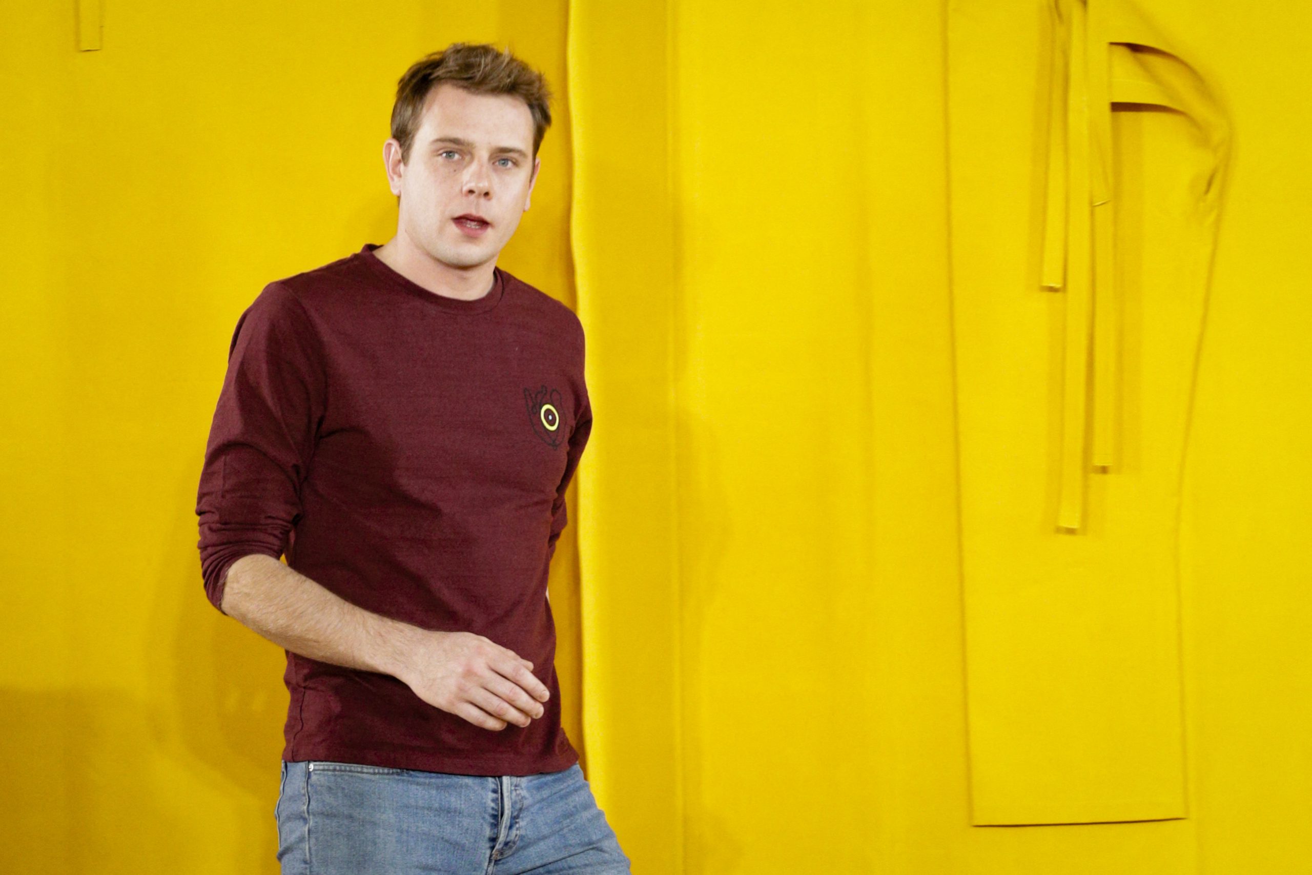 Jonathan Anderson nomeado o primeiro designer da Dior para homem e mulher