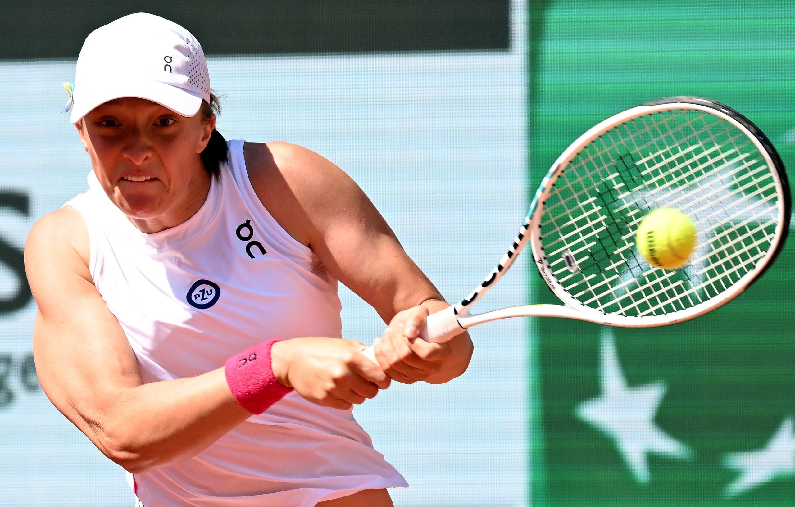 Iga Swiatek elimina Xinyu Wang e segue para os oitavos de final de Roland Garros