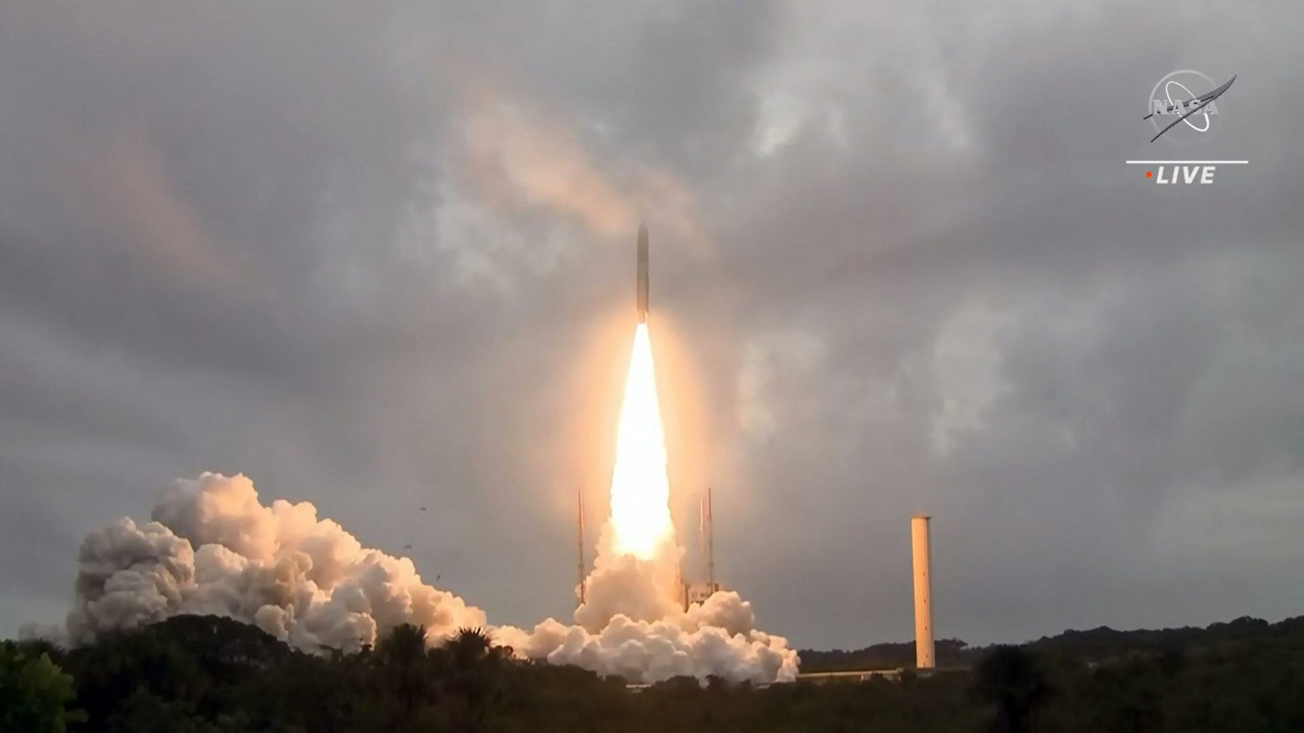 Telescópio espacial James Webb atingiu localização final a 1,5 milhões de km da Terra