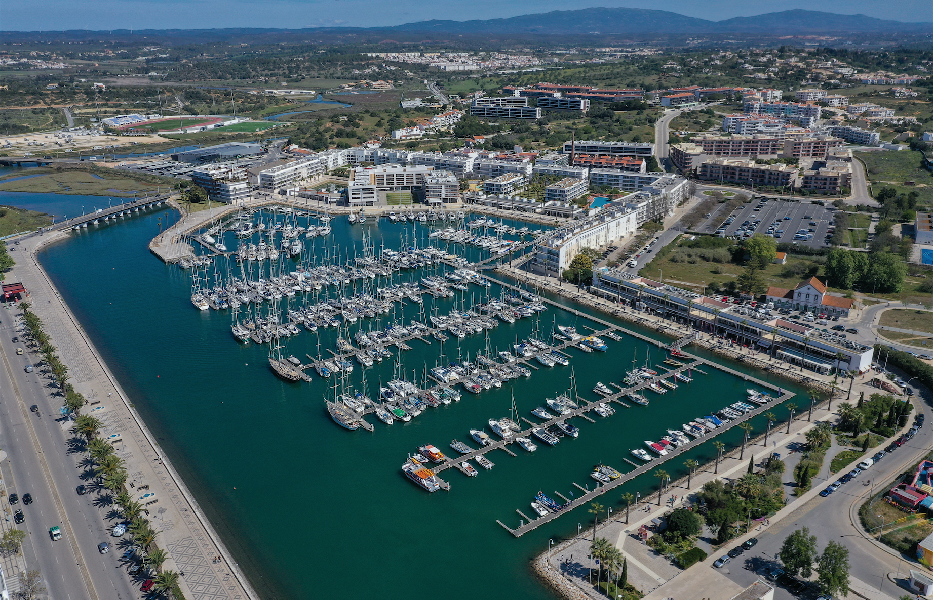 Lagos não quer ficar só a ver navios