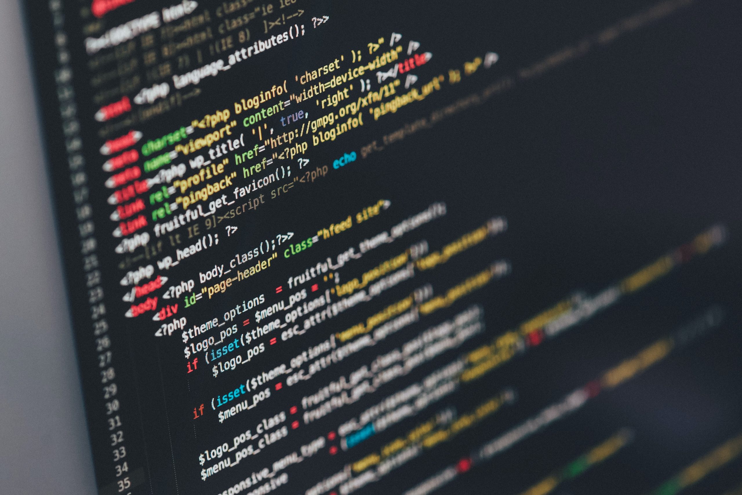 Estavam estagnados, desiludidos ou nem sabiam o que procuravam. Aprender a programar abriu-lhes caminho para uma nova vida