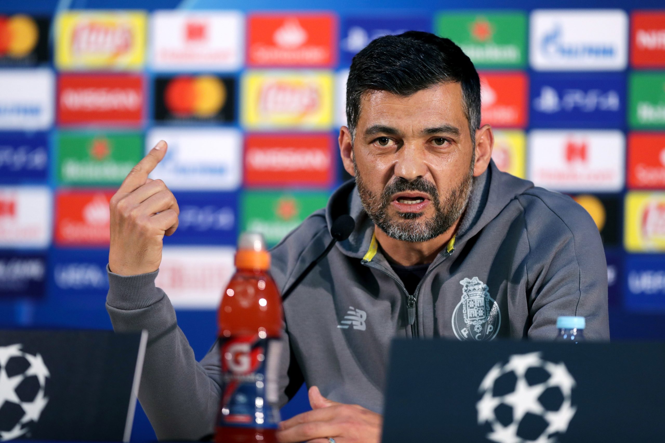 Sérgio Conceição paga três rendas a família em risco de despejo