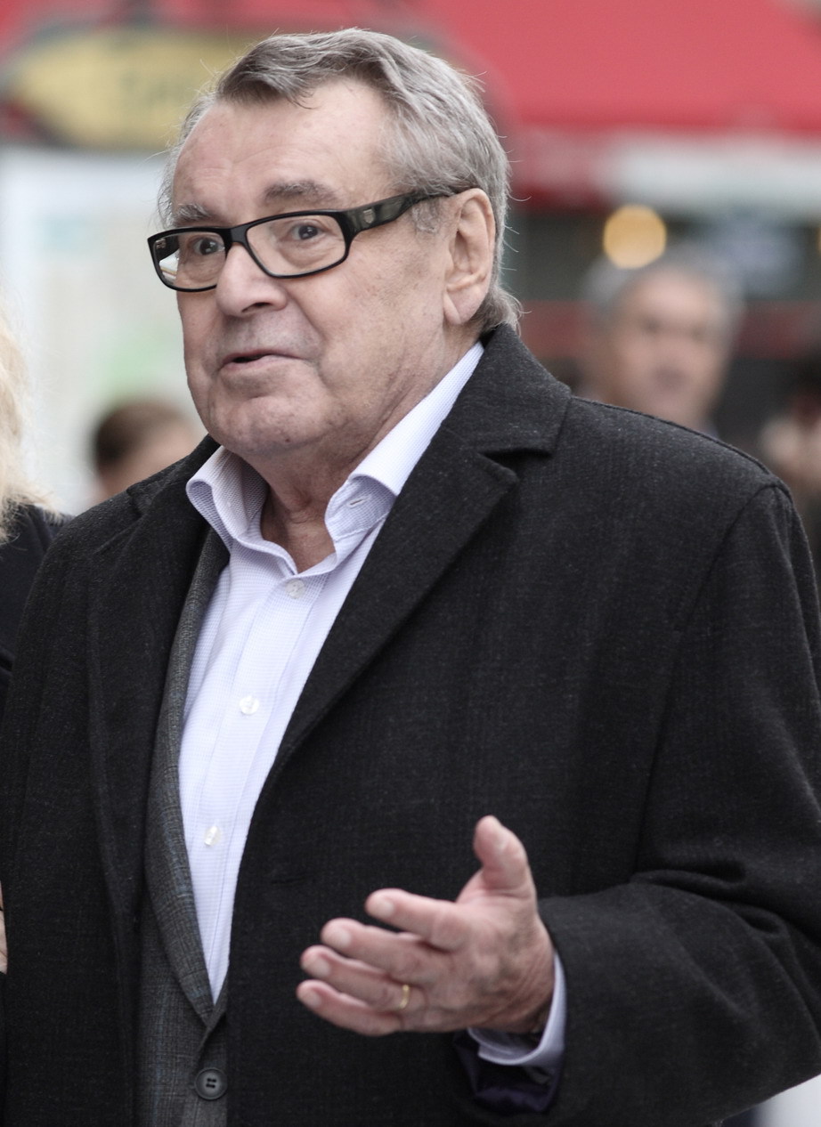 Morreu Milos Forman