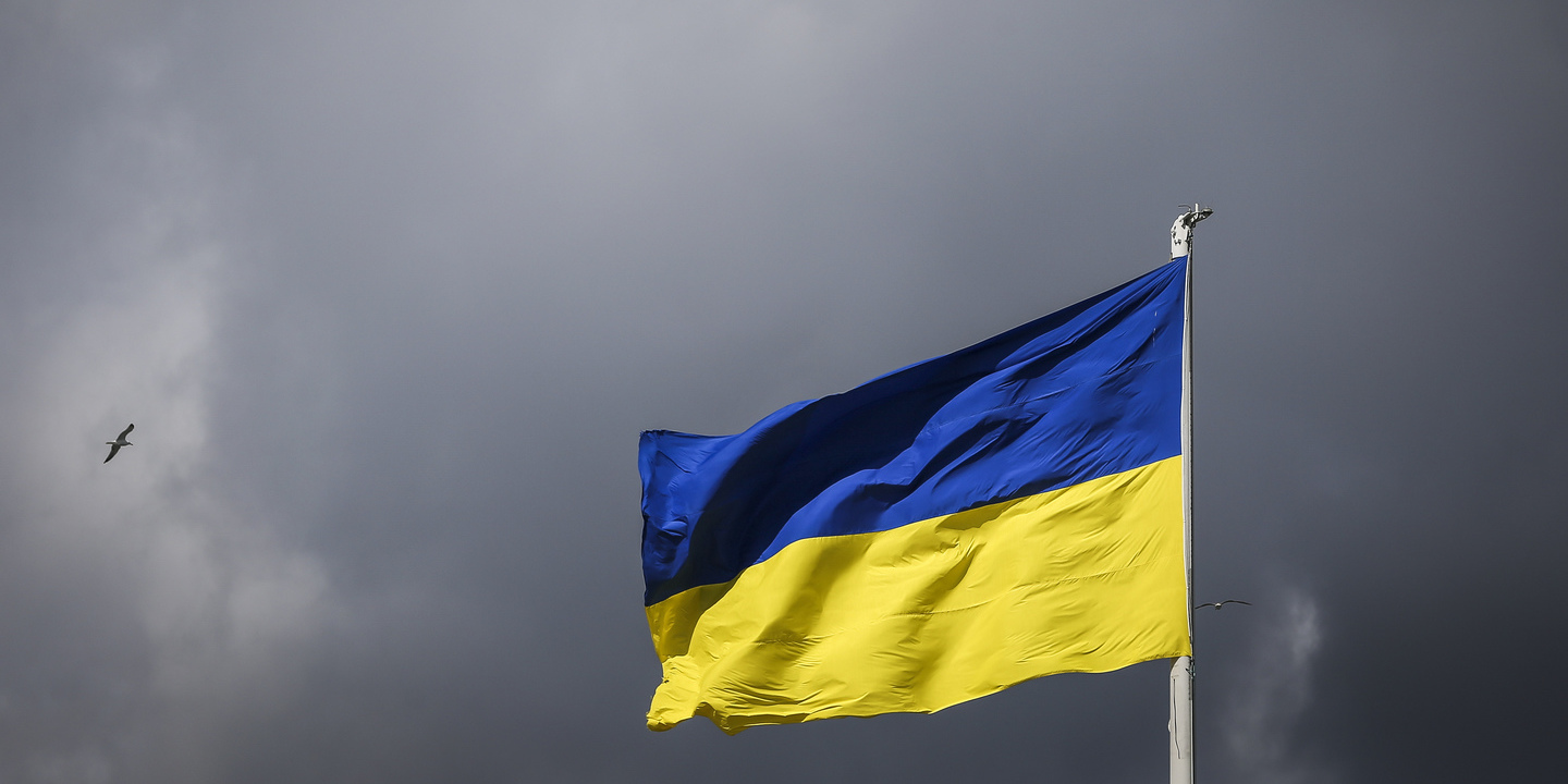 Ataque armado em Kiev faz seis mortos e levanta suspeitas de ligação a Moscovo