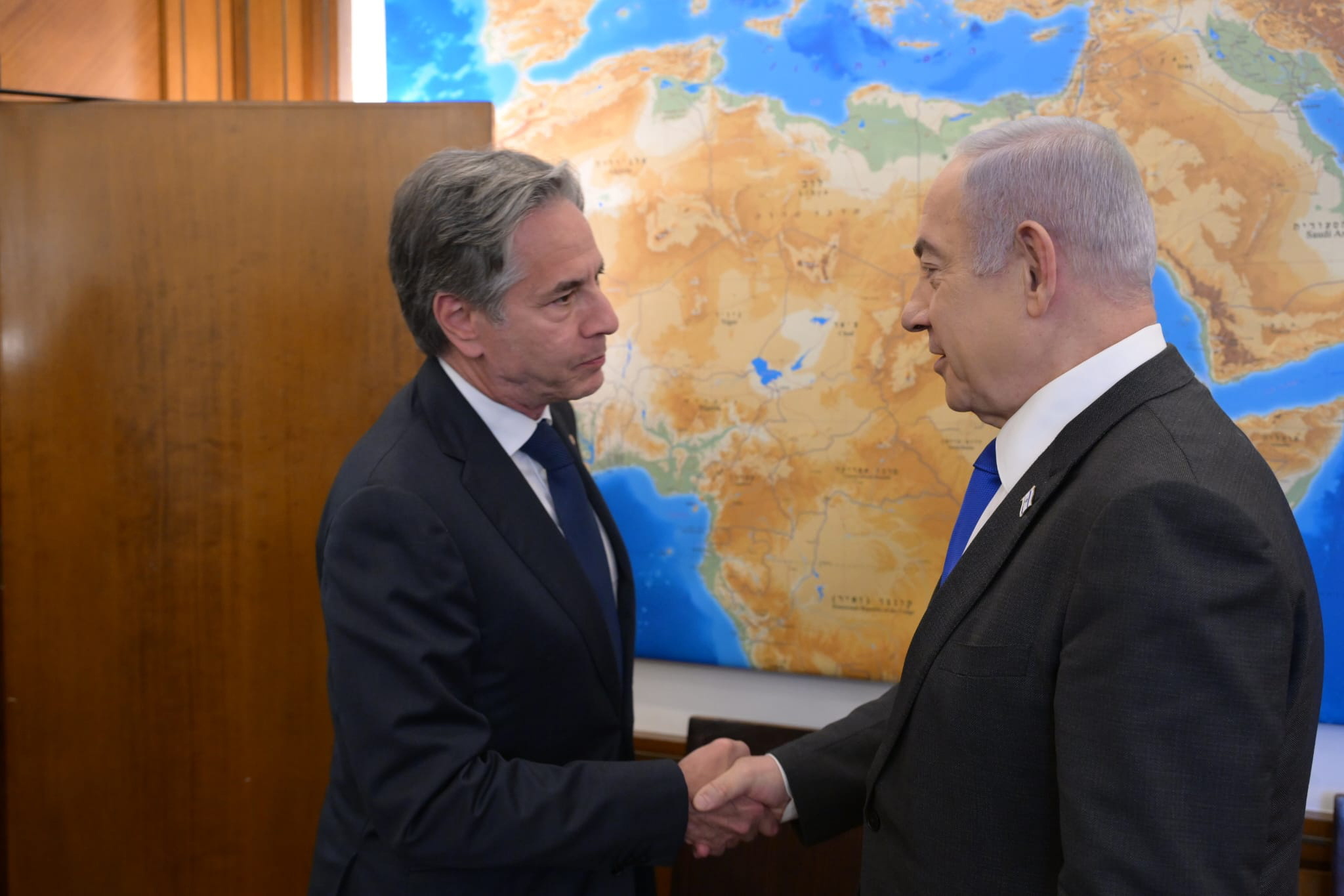 Israel: Blinken diz que Netanyahu reafirmou compromisso no acordo de cessar fogo