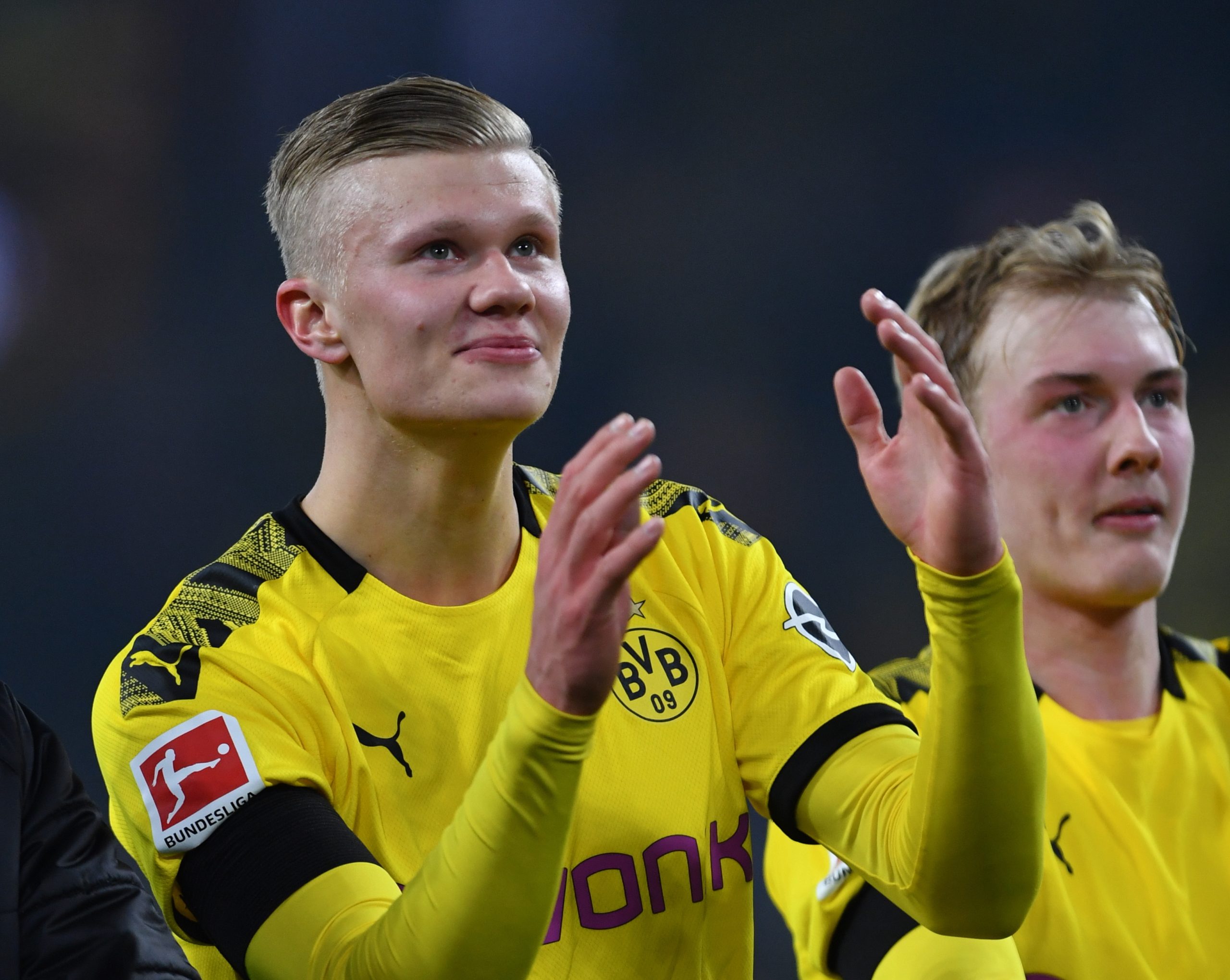 Dois jogos, 57 minutos, cinco golos. Eis o saldo do prodígio Haaland ao serviço do Dortmund
