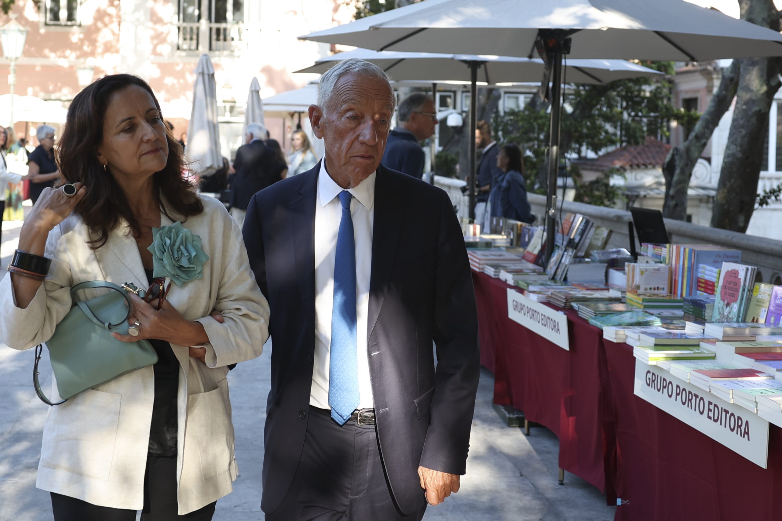 Marcelo com afluência recorde na Festa do Livro espera que sucessor mantenha proximidade