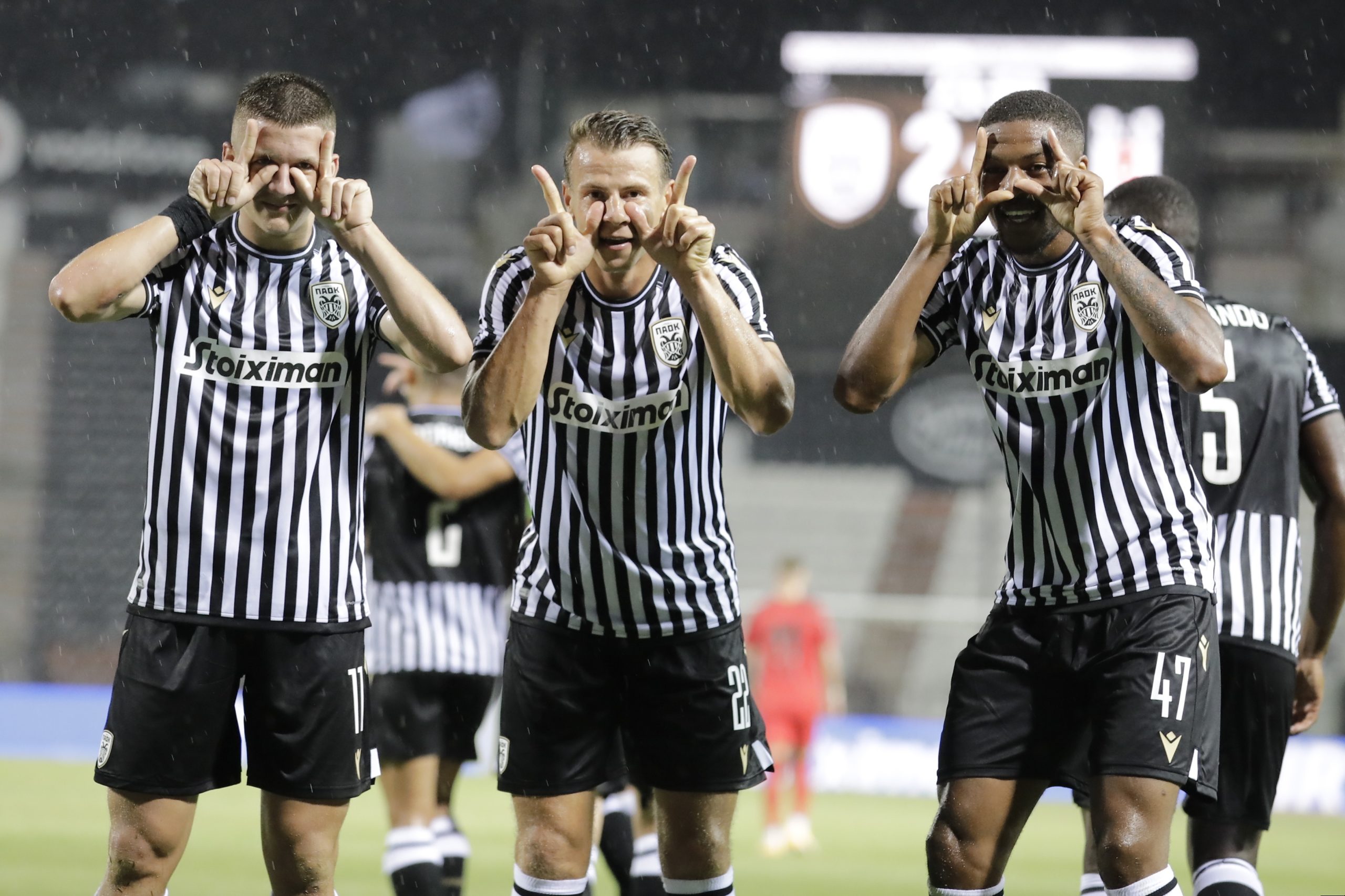 PAOK de Abel segue em frente na ‘Champions’, Tomané apura Estrela Vermelha