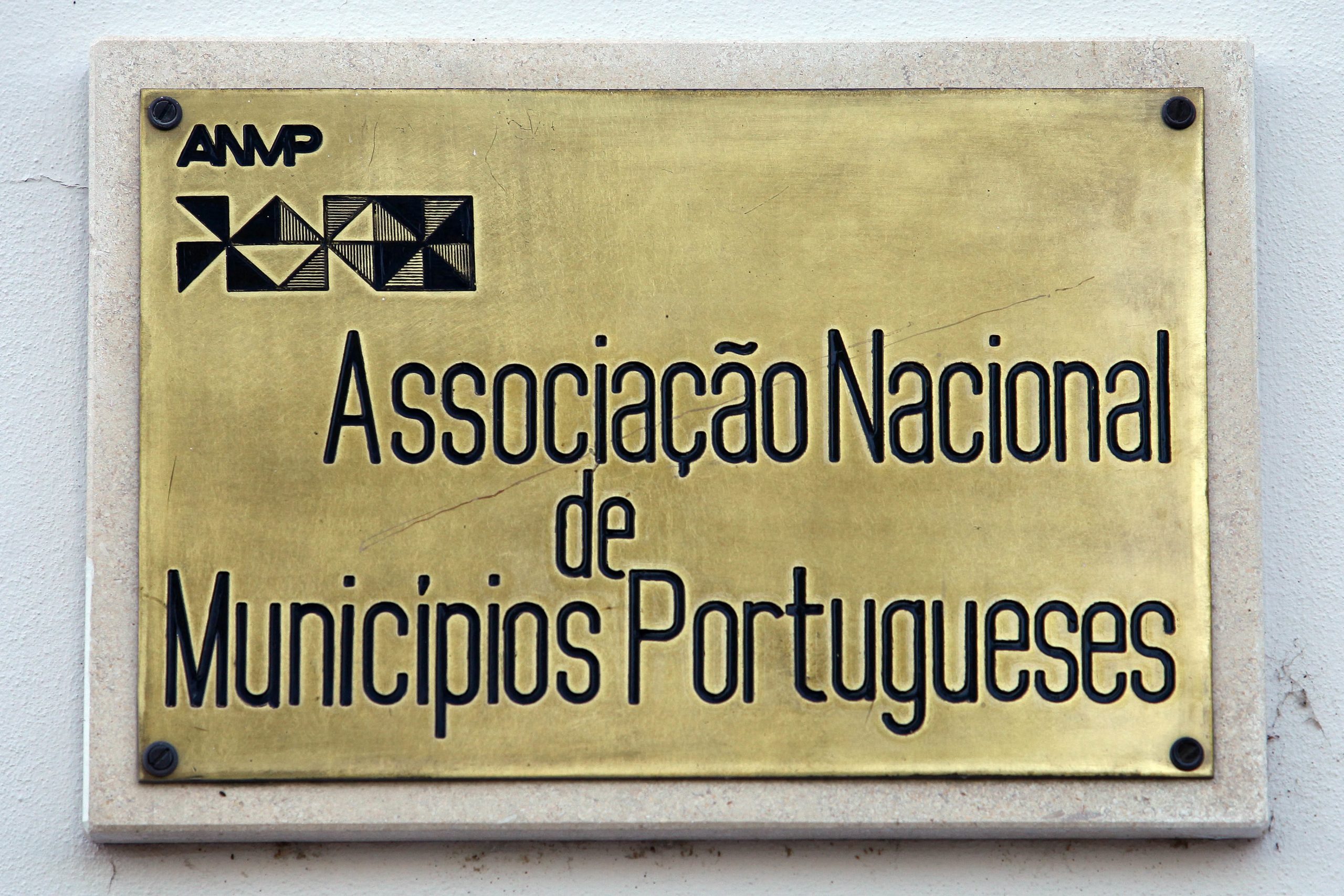 Póvoa de Varzim “pondera” sair da Associação Nacional de Municípios