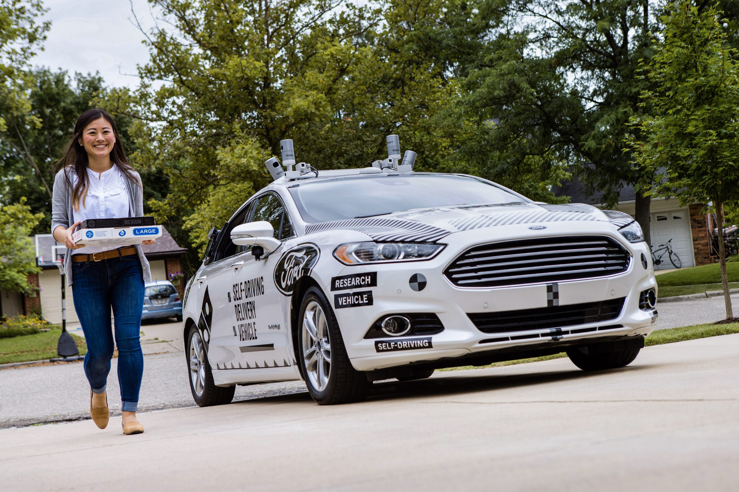 No futuro, a sua pizza pode chegar num carro… sem condutor