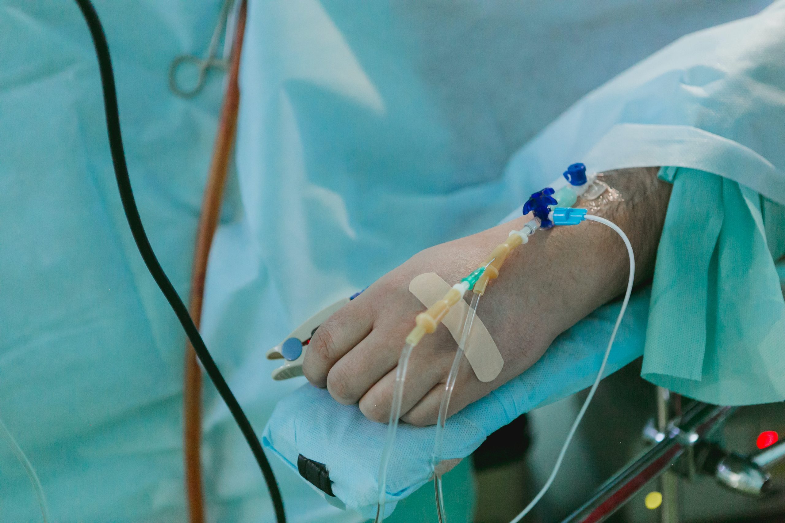 Pré-publicação de “As Que Não Morrem”. Um retrato desse monstro chamado Cancro