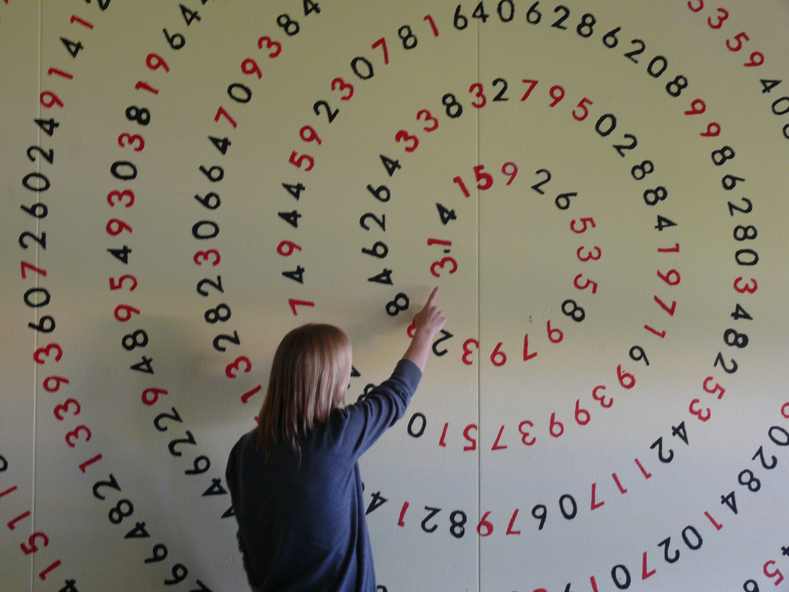 Modelos matemáticos e a evolução da pandemia: como perceber as curvas e contracurvas