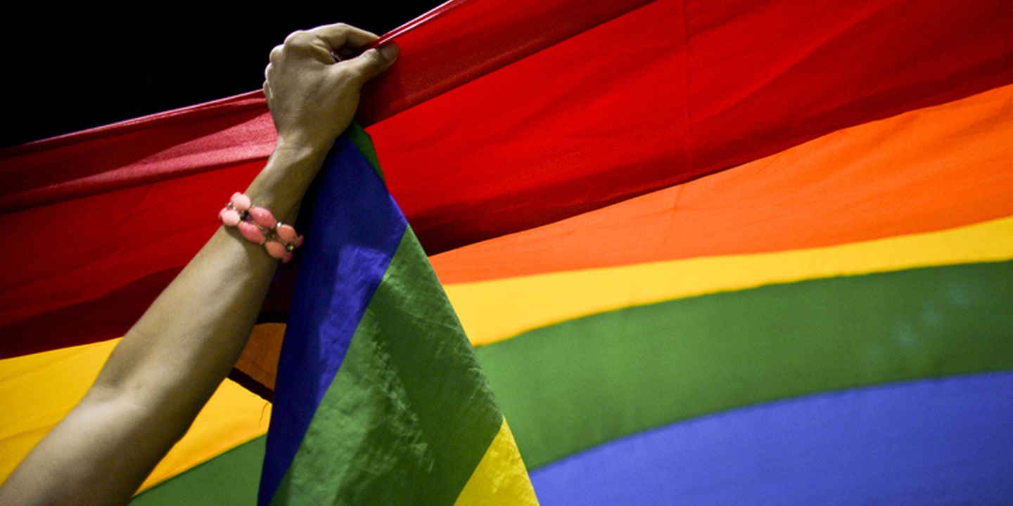 EUA. Removida passadeira LGBT que servia de memorial a vítimas do massacre em discoteca