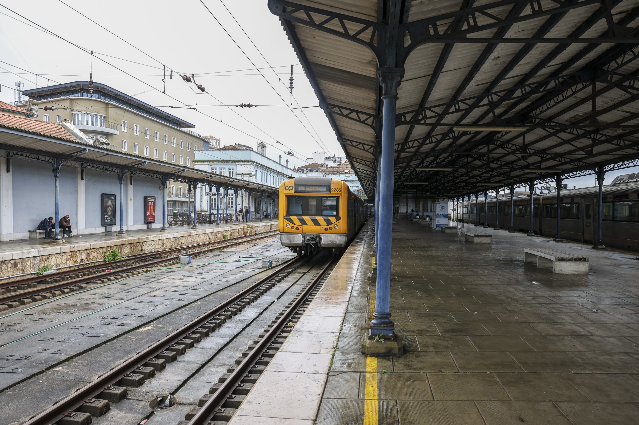 ASAE fiscaliza estações de comboios e terminais de expressos e instaura dois processos-crime