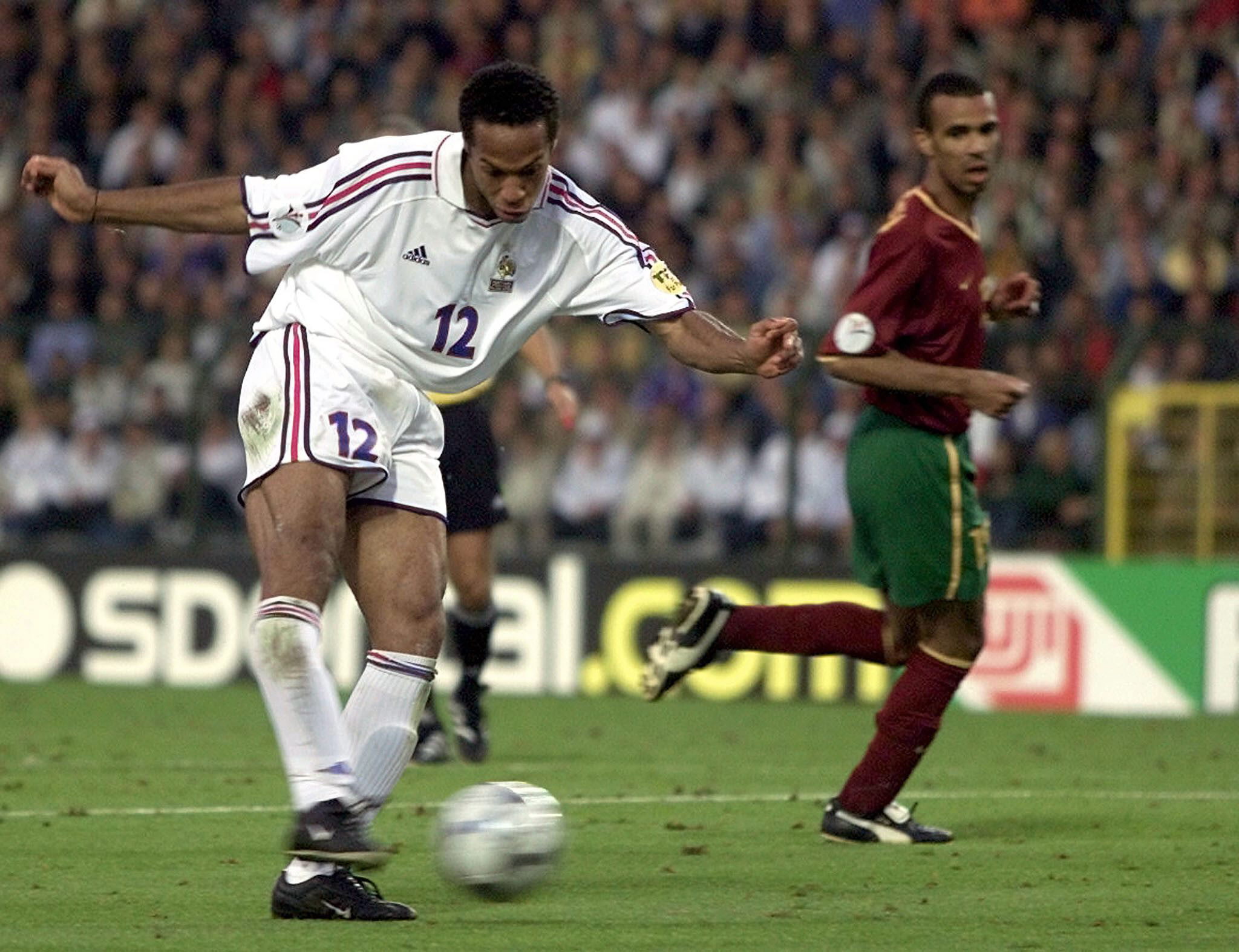 Mão na bola ou bola na mão? A pergunta que dividiu Portugal no último golo dourado