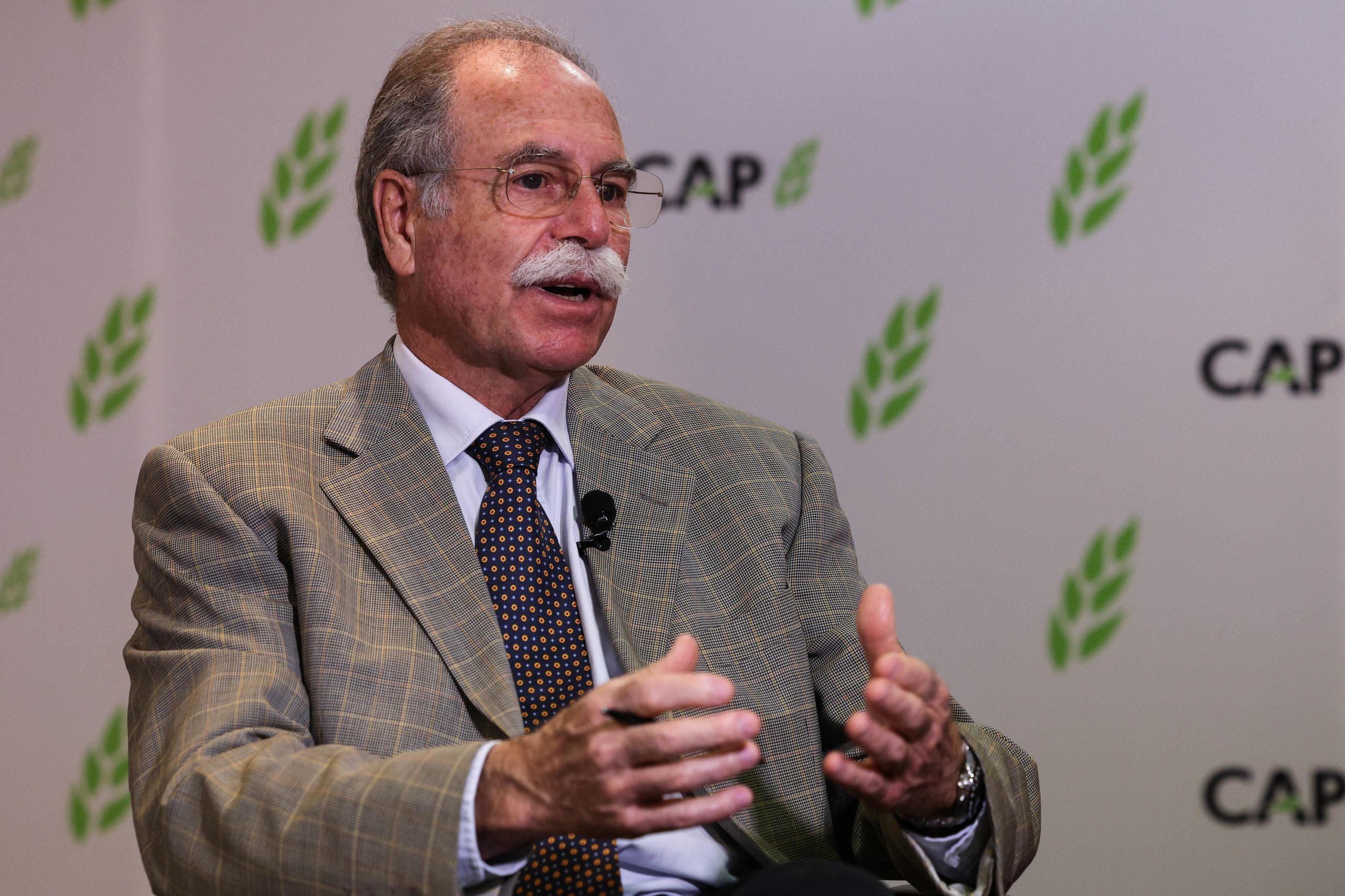 Cabeça de lista da AD por Santarém avisa para “falsas razões climáticas” e “roubos nos campos”