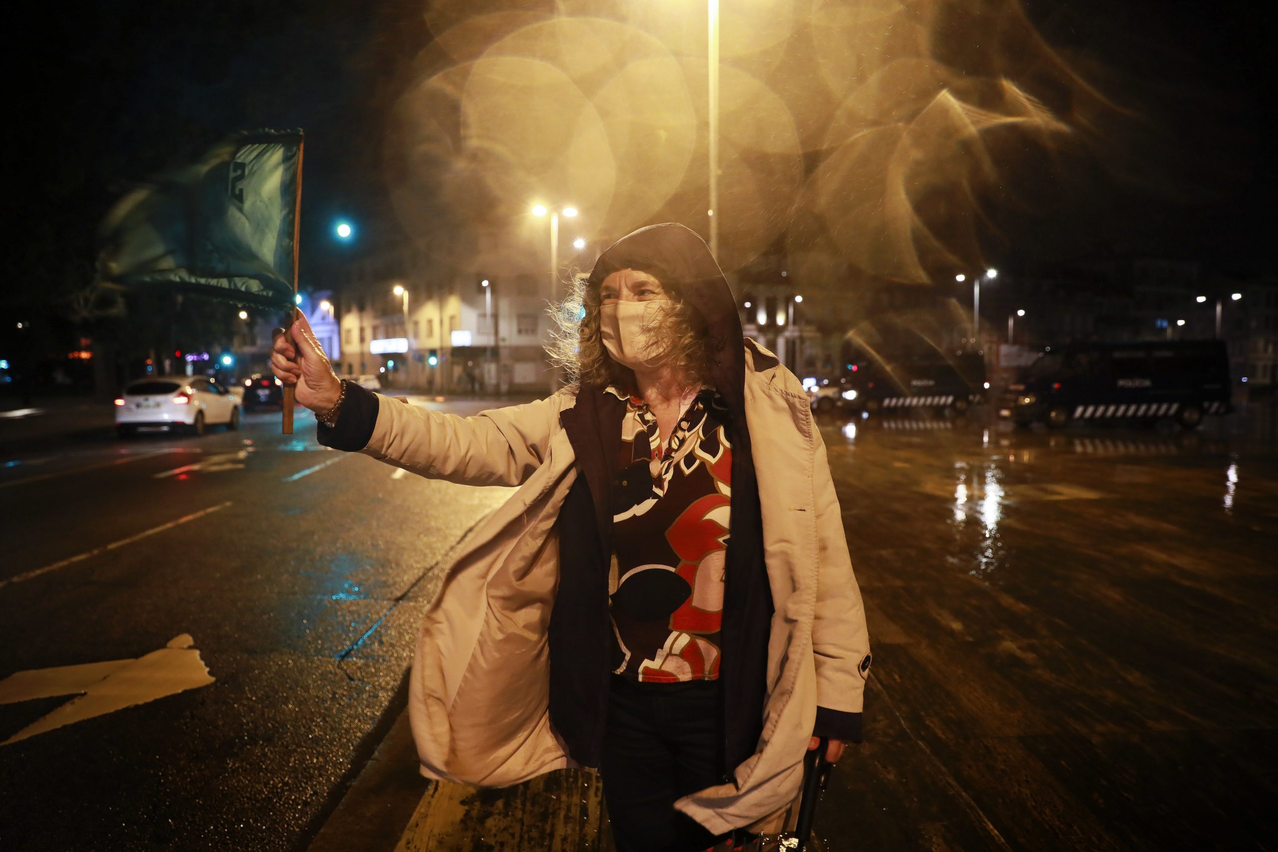 No Porto, a ‘onda verde’ acompanhou a chuva intensa entre os Aliados e a Boavista