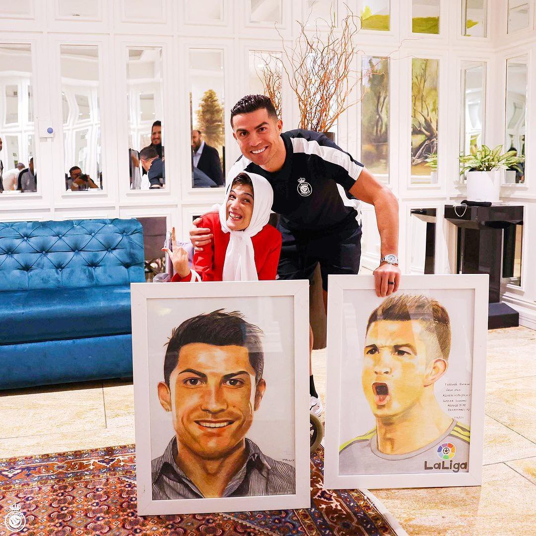 Irão condenou Cristiano Ronaldo a 100 chicotadas por beijar uma mulher? Embaixada diz que não