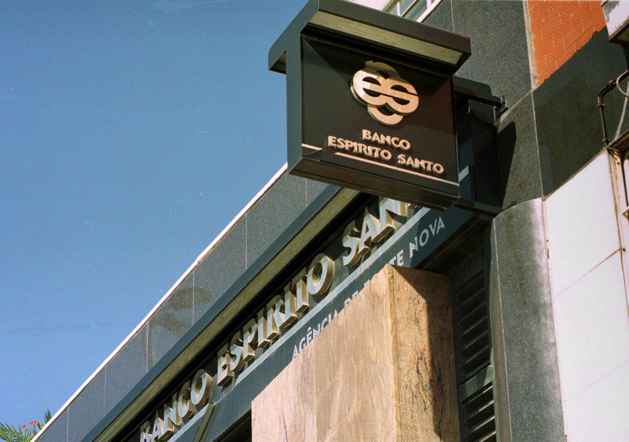 KPMG e sócios conhecem esta terça-feira decisão de tribunal no caso BES
