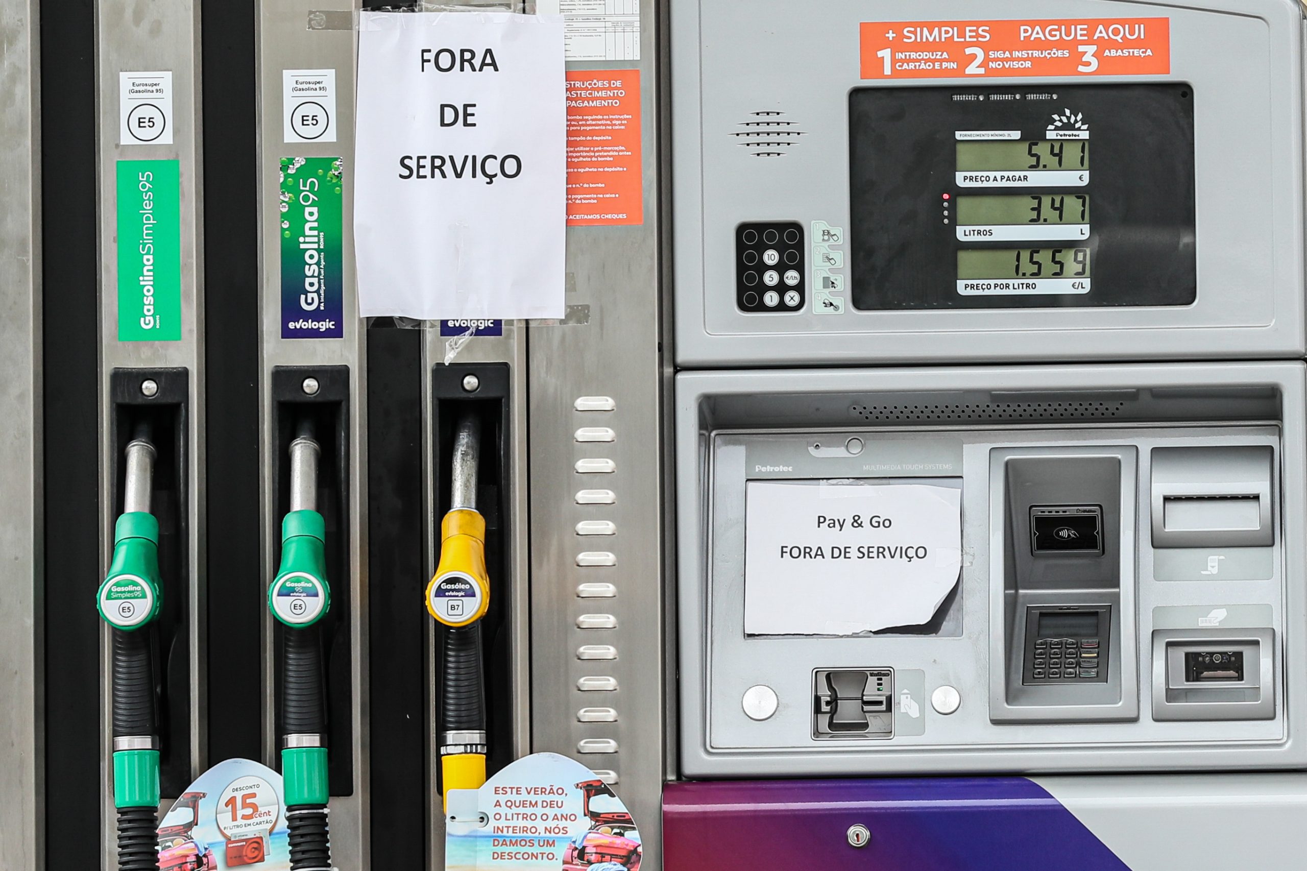 Motoristas. 30% dos postos da Auchan estão fechados, mas devem reabrir até final do dia