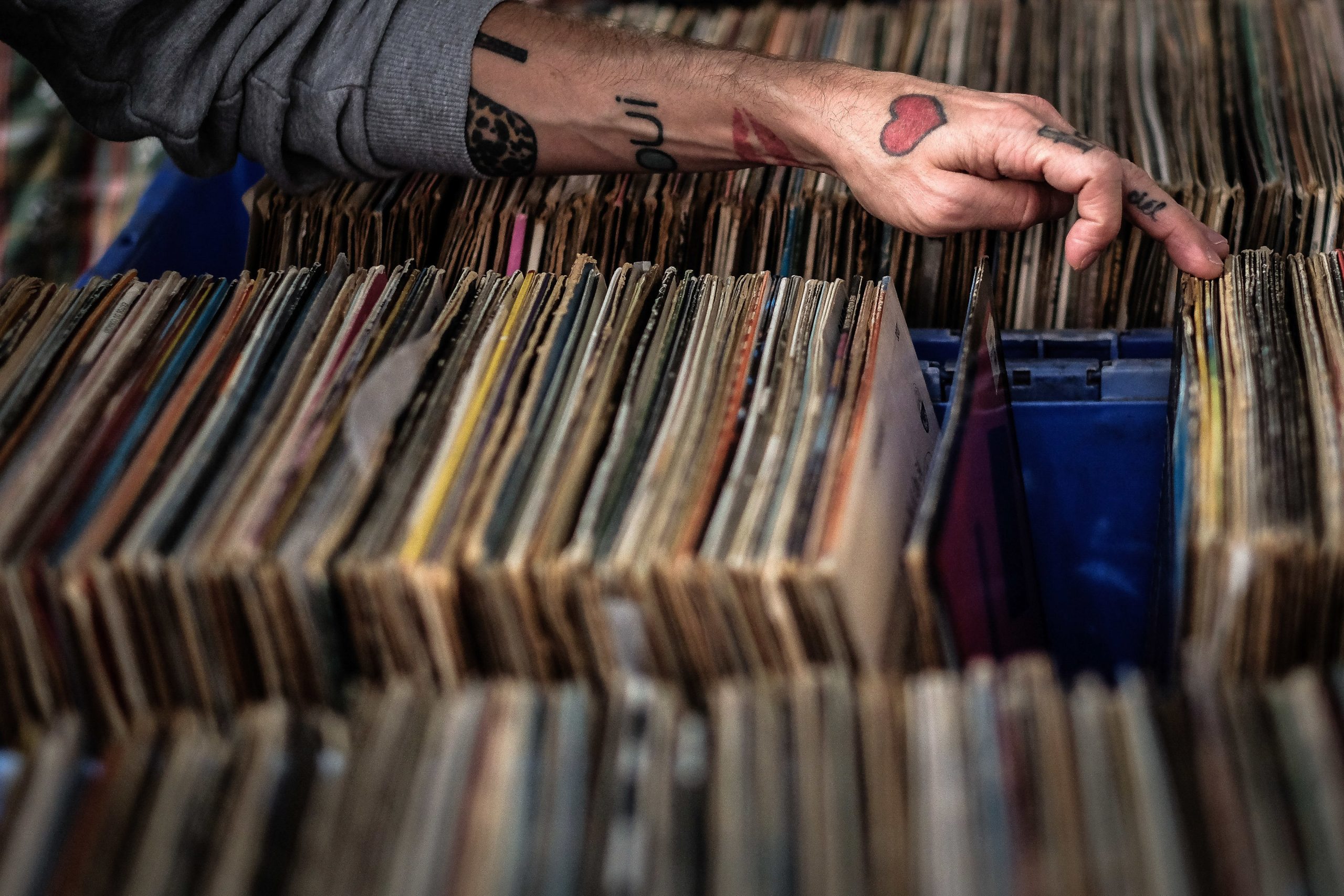 IVAucher alargado às lojas de discos e editores de livros