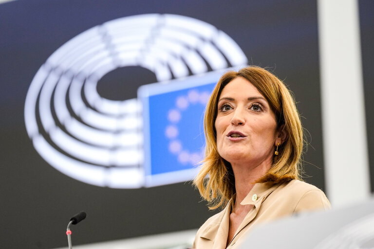 Maior votação de sempre. Roberta Metsola reeleita presidente do Parlamento Europeu
