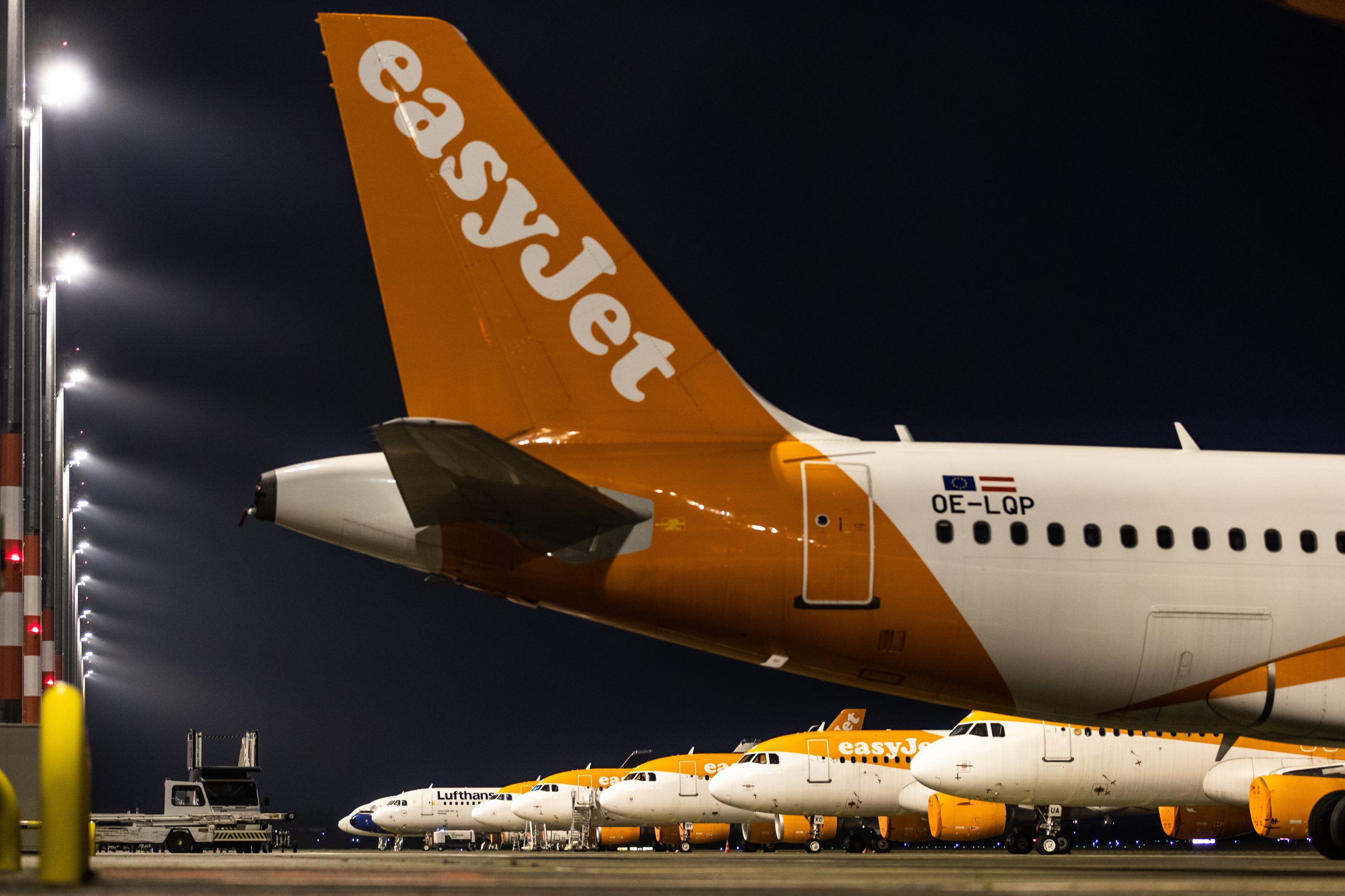 Vai viajar através da easyJet nos dias 15, 16 e 17 de agosto? Fique atento ao cancelamento dos voos
