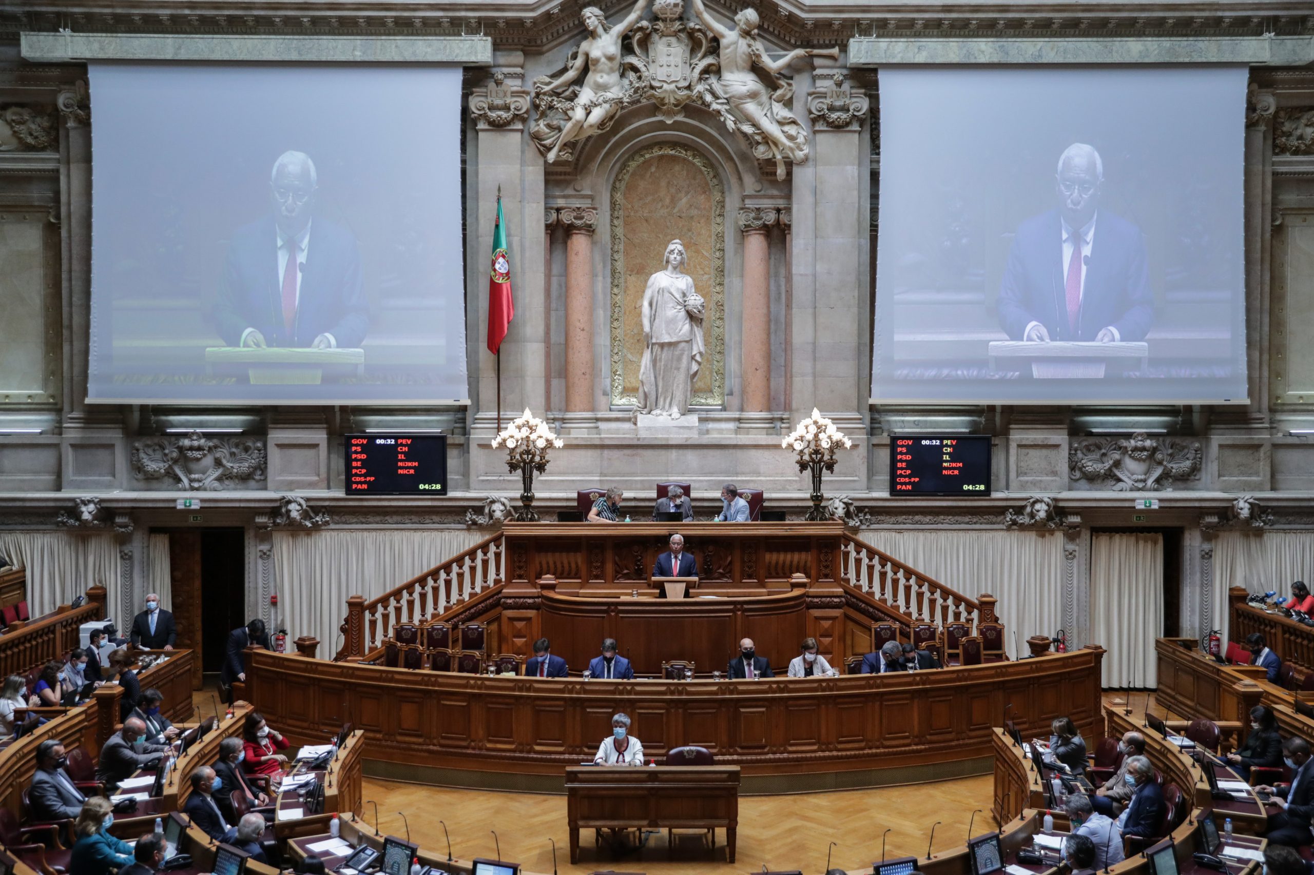 OE2021: Aprovada proposta para pagamento em prestações de IVA e IRC até 15 mil euros