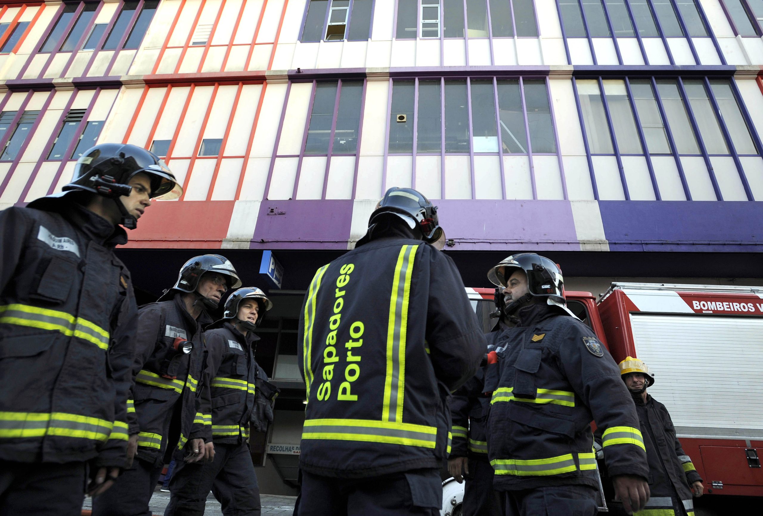 Municípios querem financiamento permanente para bombeiros municipais e sapadores