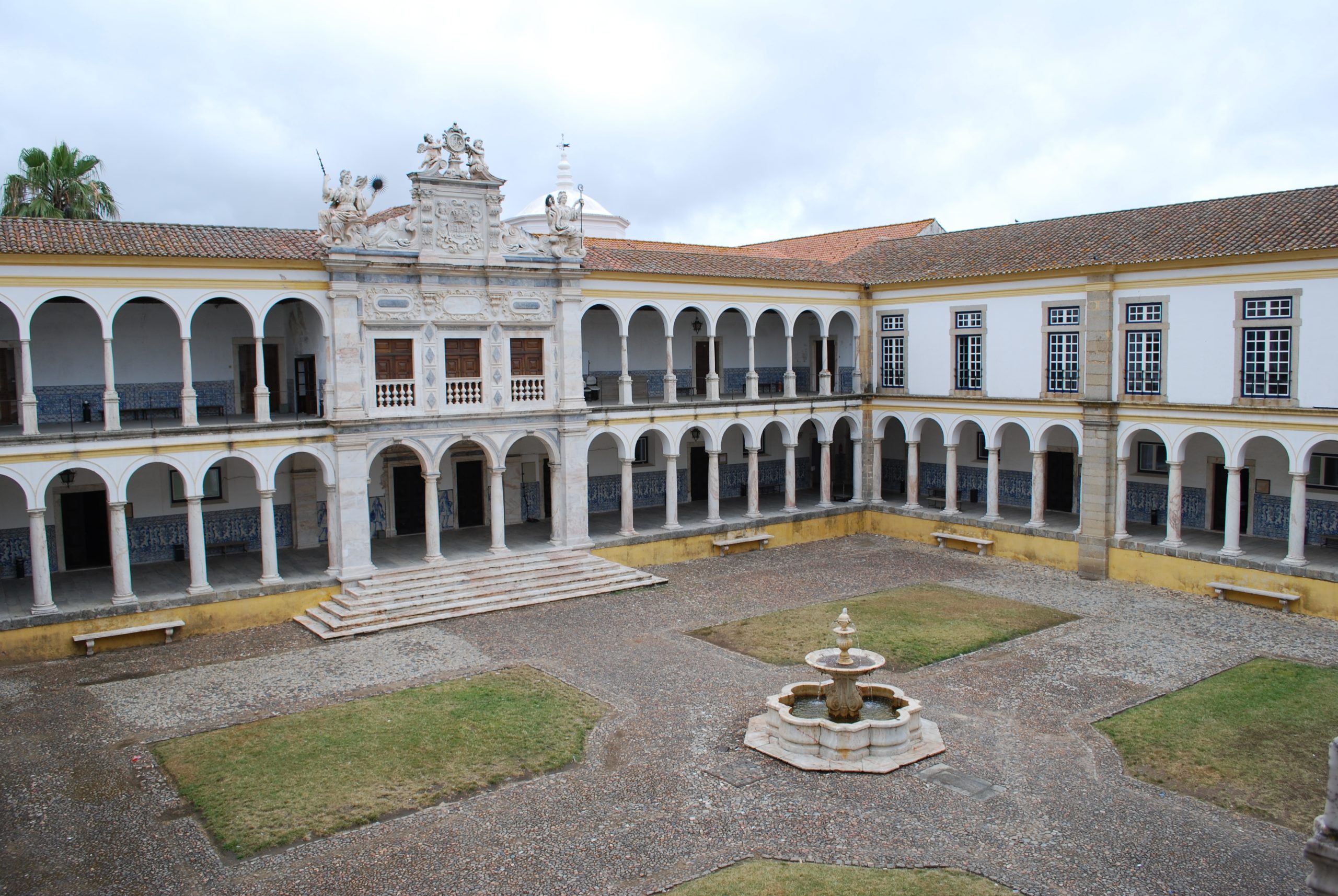 Ensino Superior: Universidade de Évora com mais de 90% das vagas preenchidas