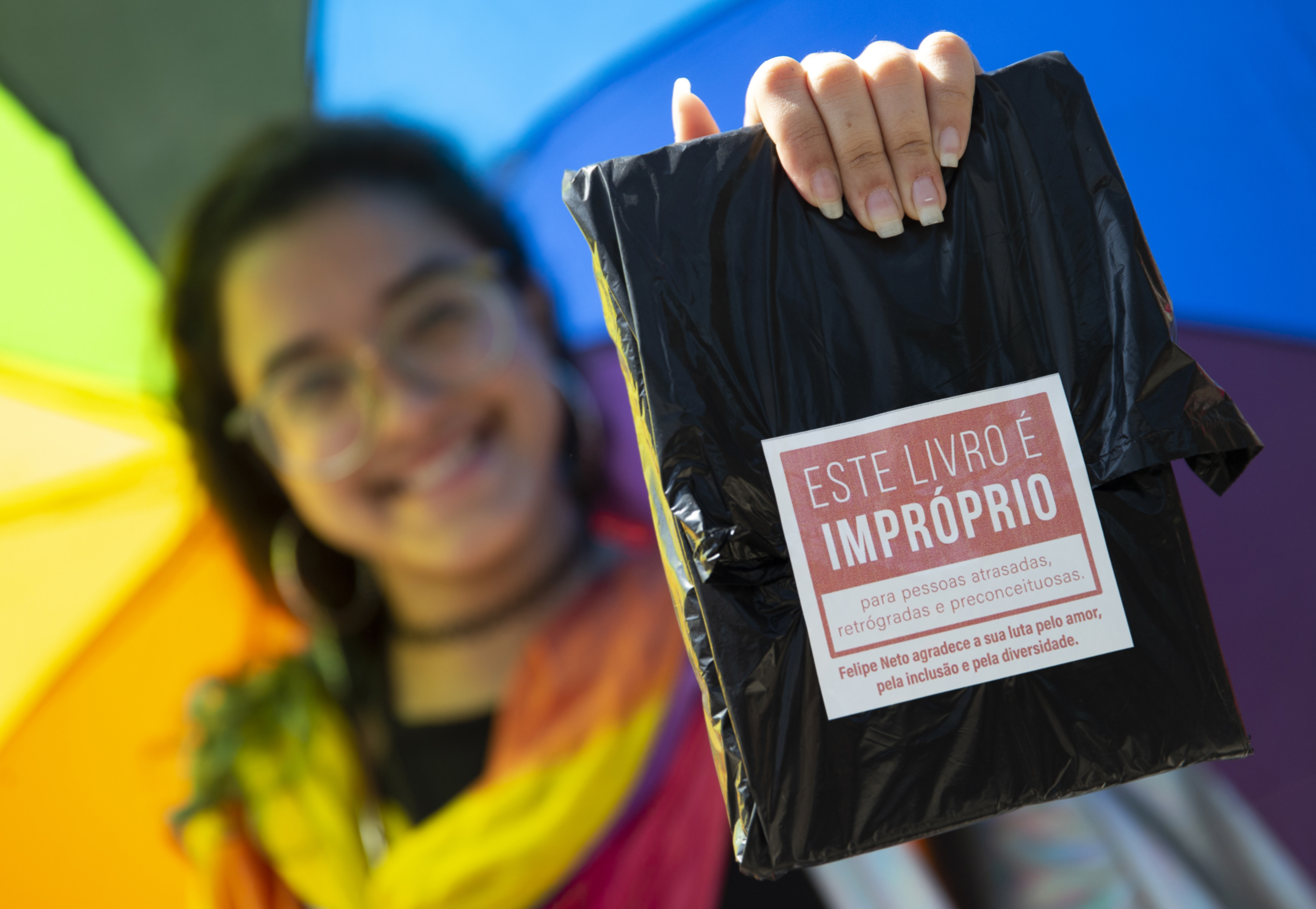 Novo volte-face no Brasil. Supremo Tribunal Federal impede censura a banda-desenhada com beijo gay na Bienal do Livro no Rio de Janeiro