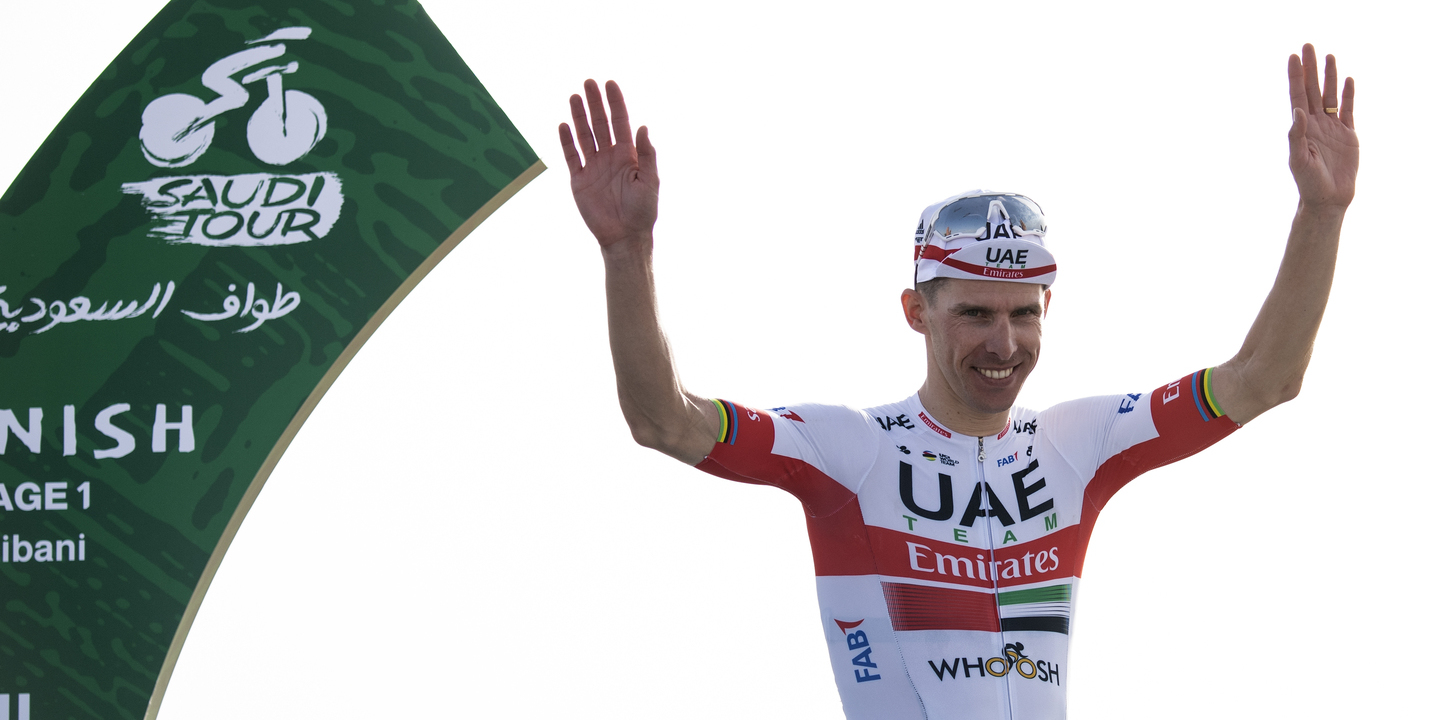 Ciclista Rui Costa renova contrato com UAE Emirates
