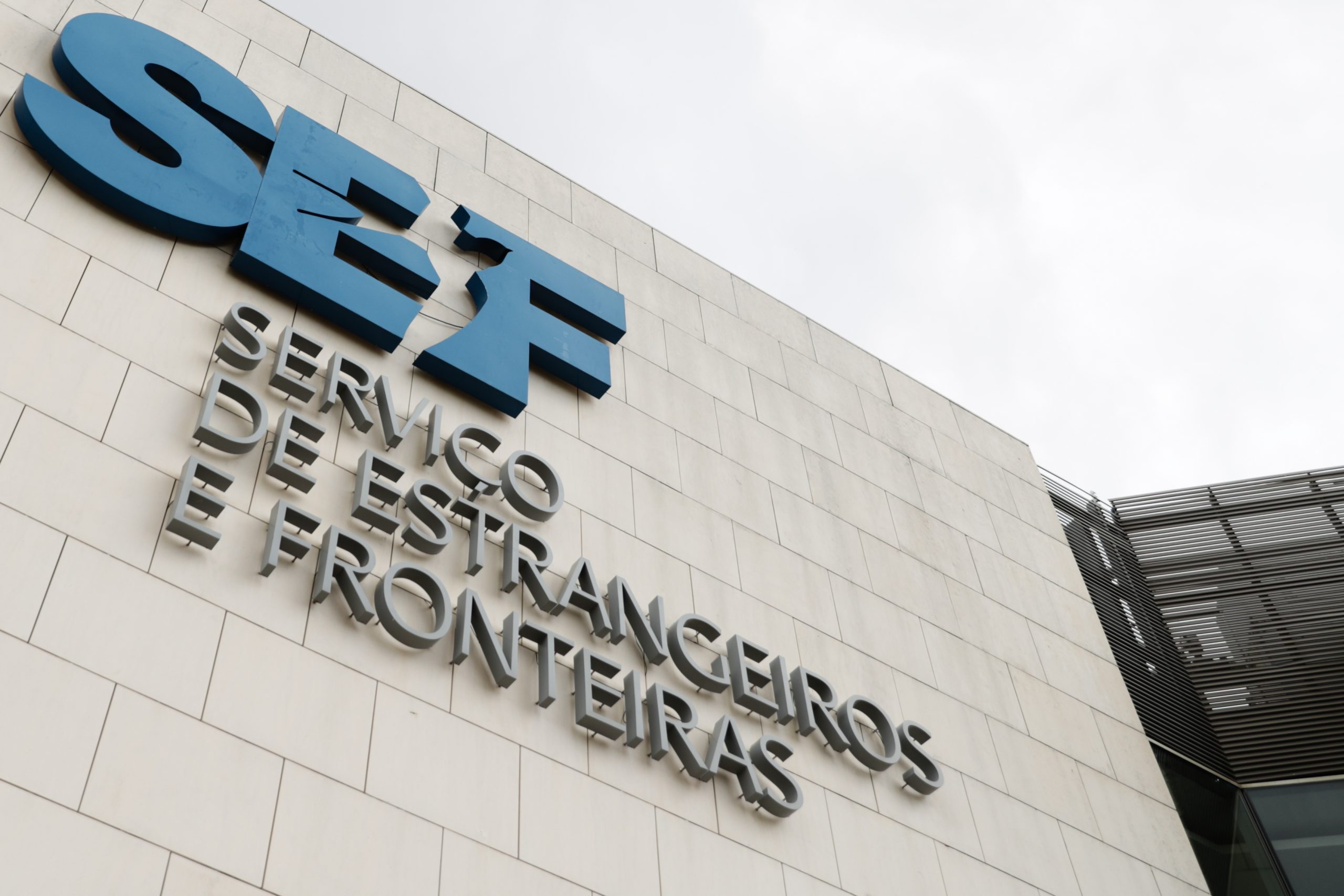 SEF prevê “mais detenções” além dos três detidos por suspeitas de tráfico humano em Santarém