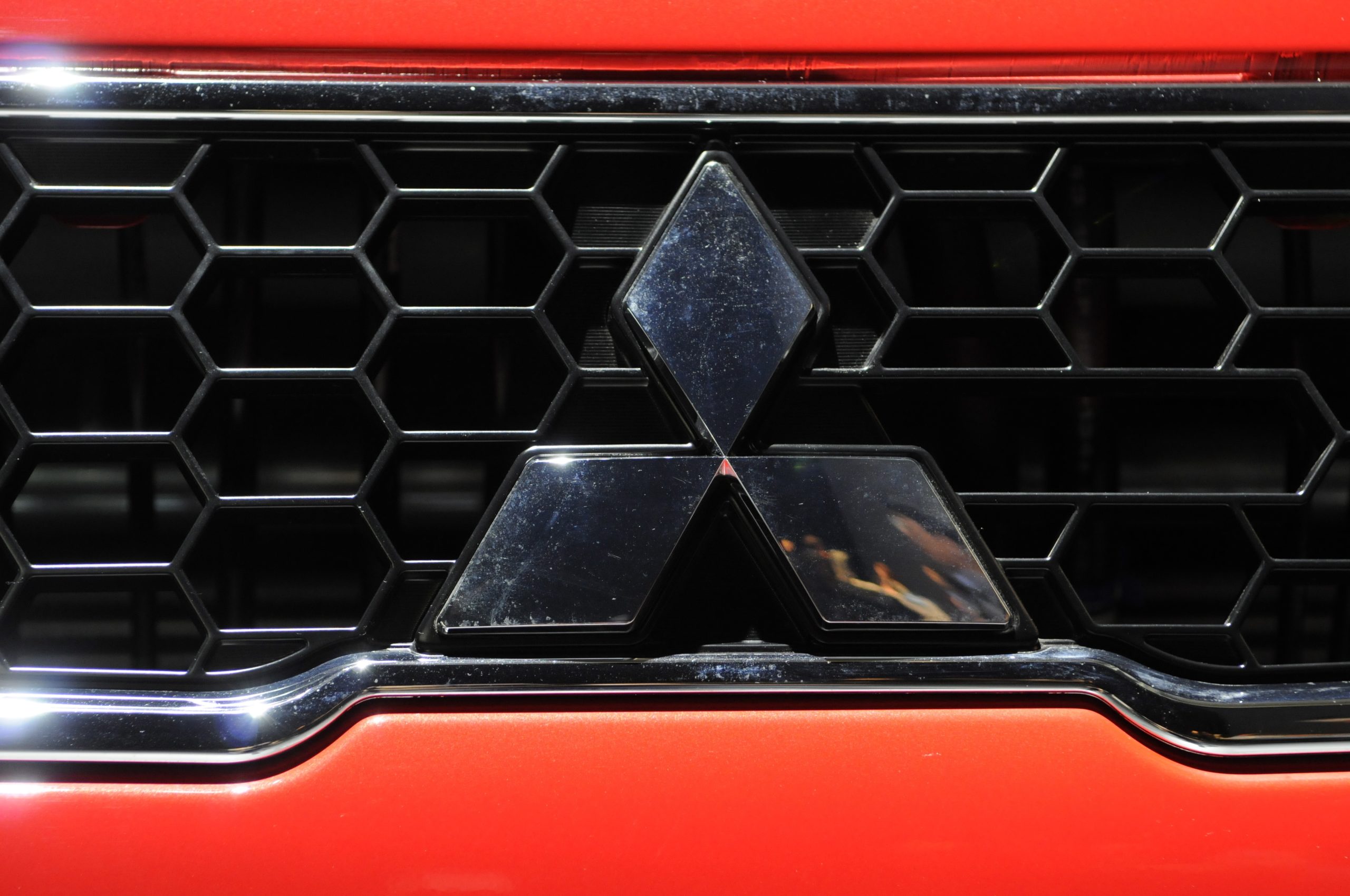 Buscas na Alemanha por suspeita de “fraude” em motores diesel Mitsubishi