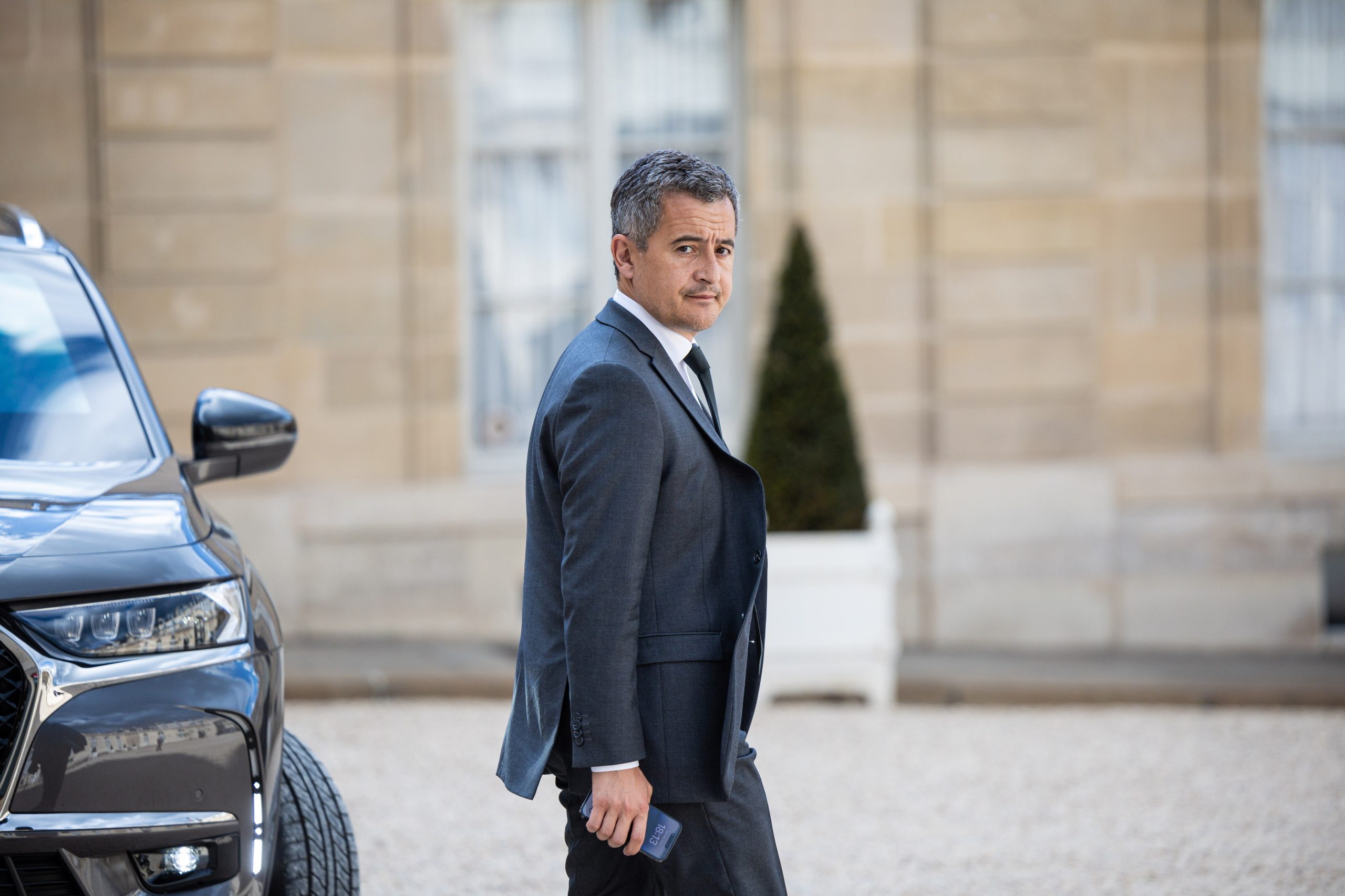 Eleições em França: governo francês prevê distúrbios causados por “islamismo radical”