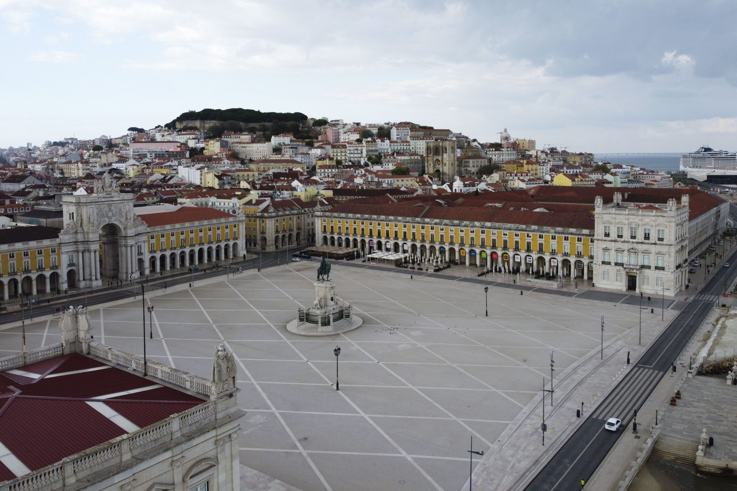 Trabalhadores do controlo de pragas de Lisboa em protesto por melhores horários