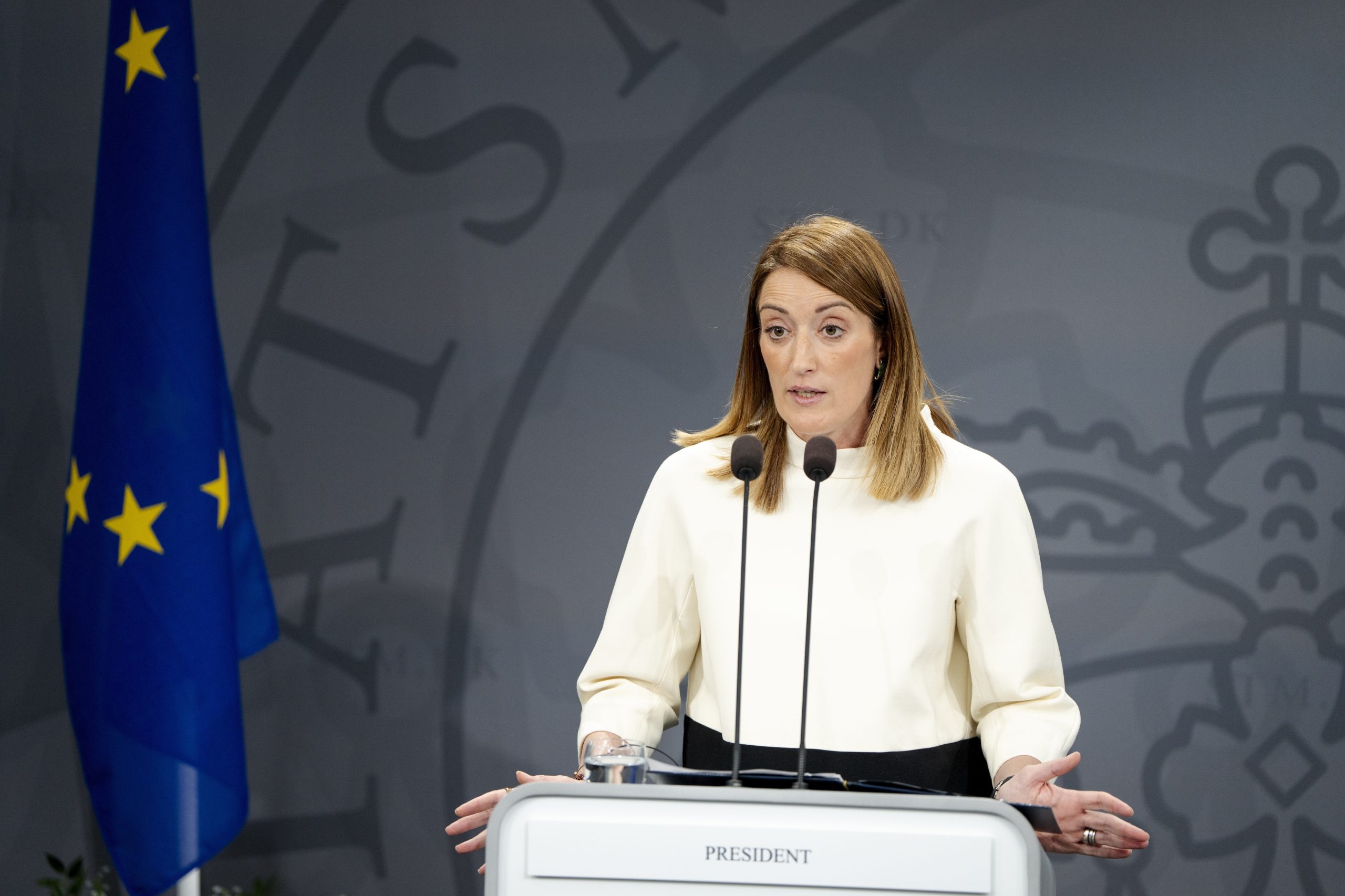 É “impossível imaginar a União Europeia sem Portugal”, afirma Metsola