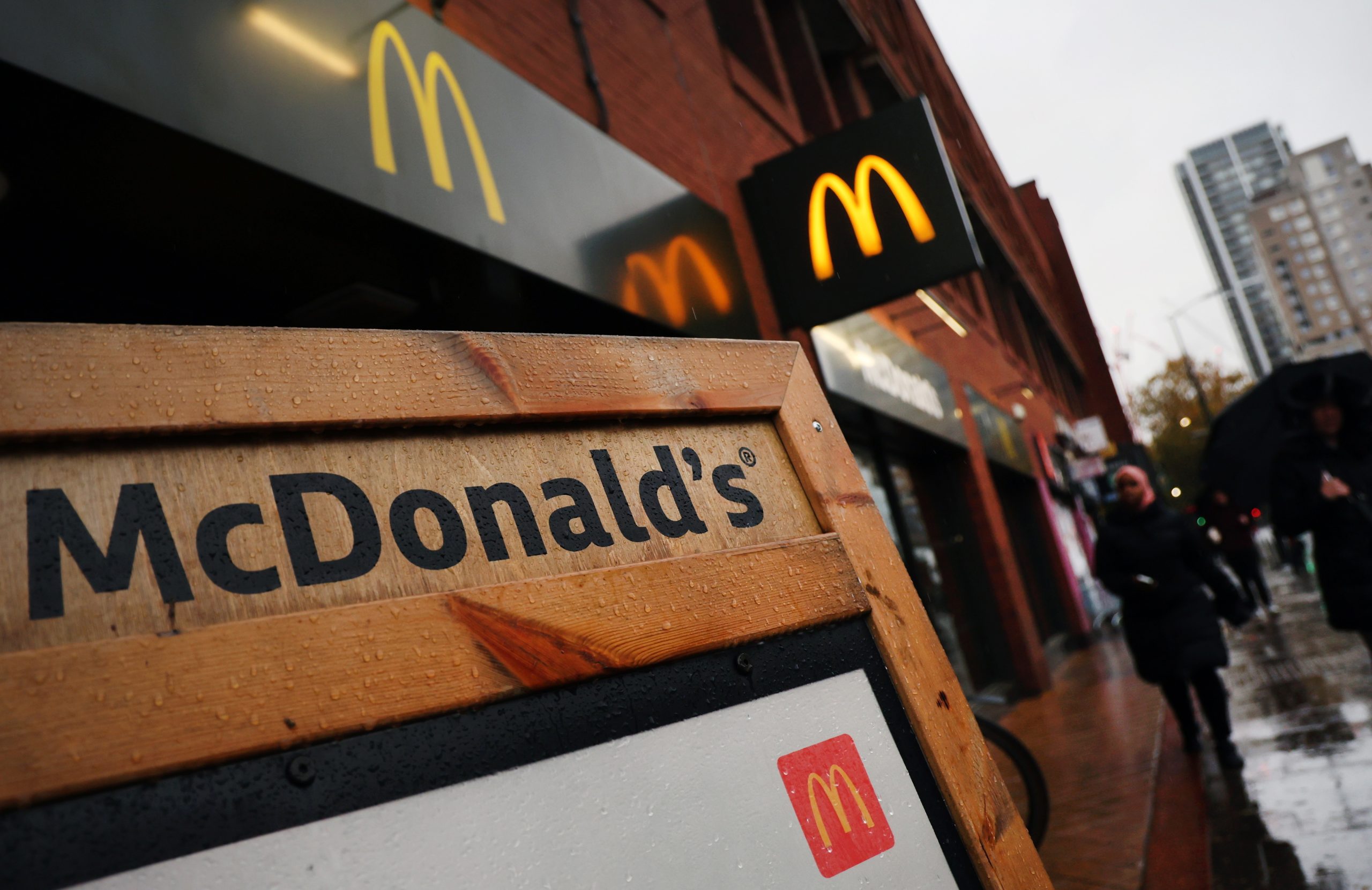 Cebolas do McDonald’s foram provável causa de intoxicações nos EUA