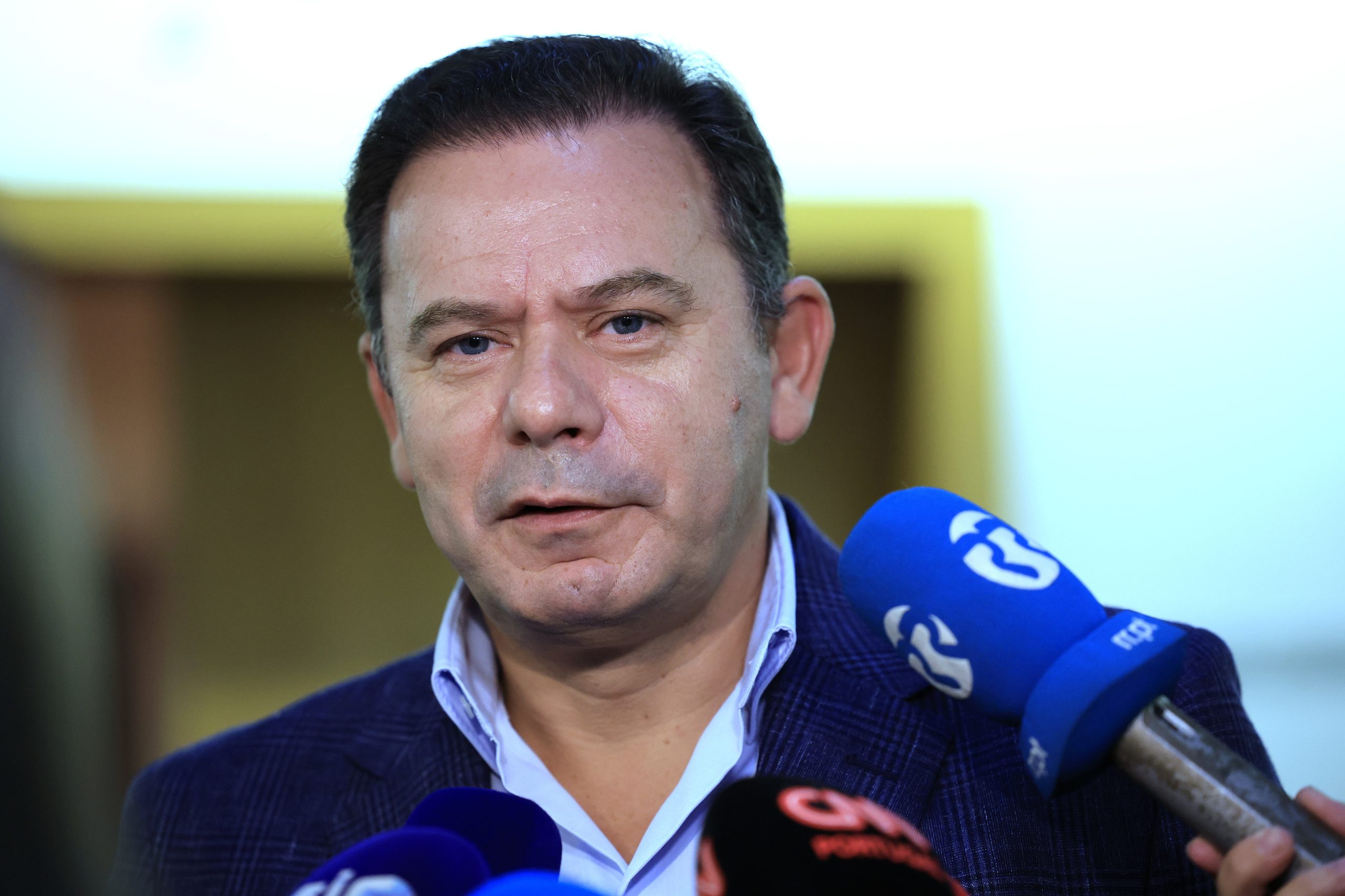 Montenegro condena ataque na Azambuja e classifica-o como “ato isolado”