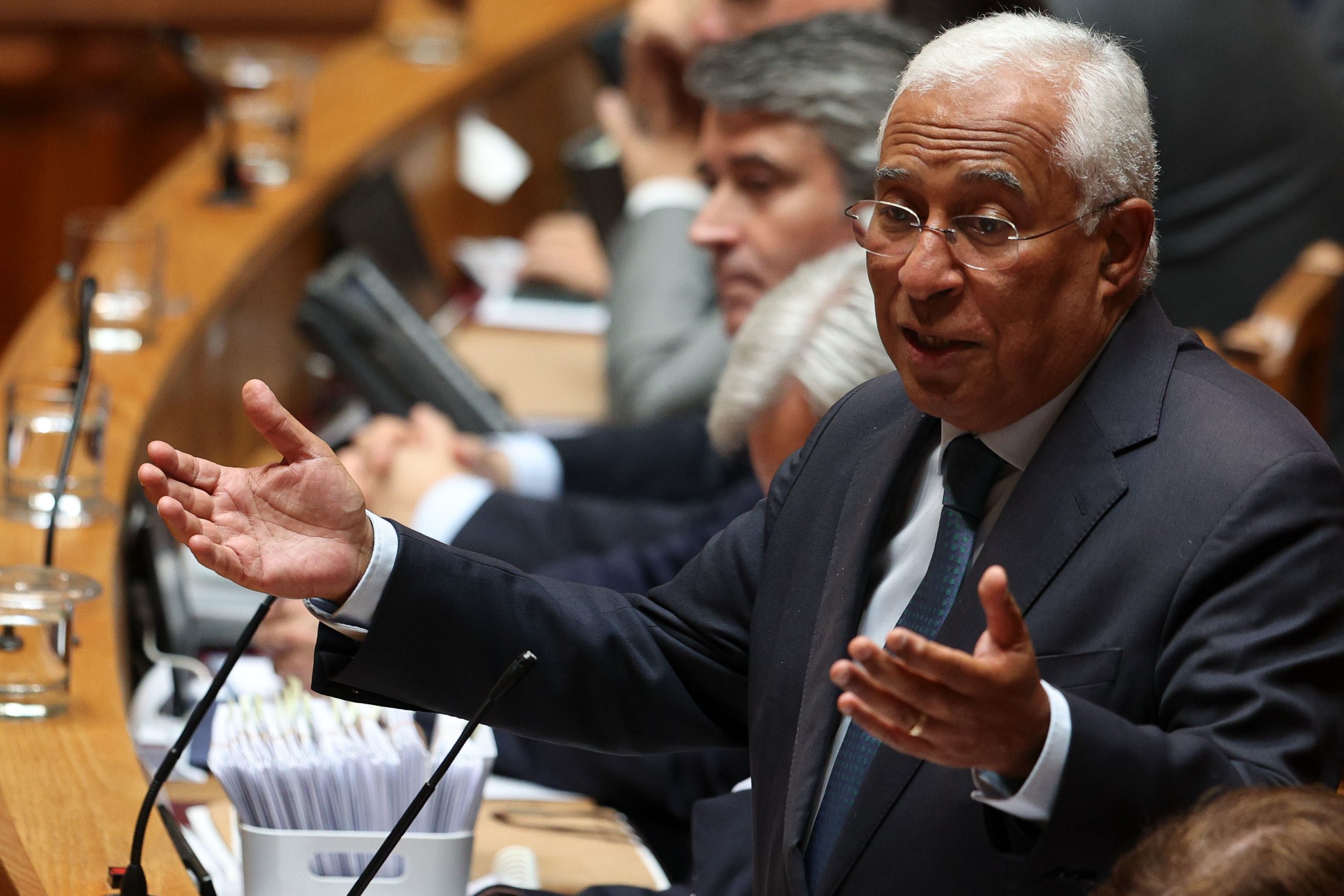 Costa considera “lamentável e inaceitável” que PSD ponha em causa ‘secretas’ e Fiscalização