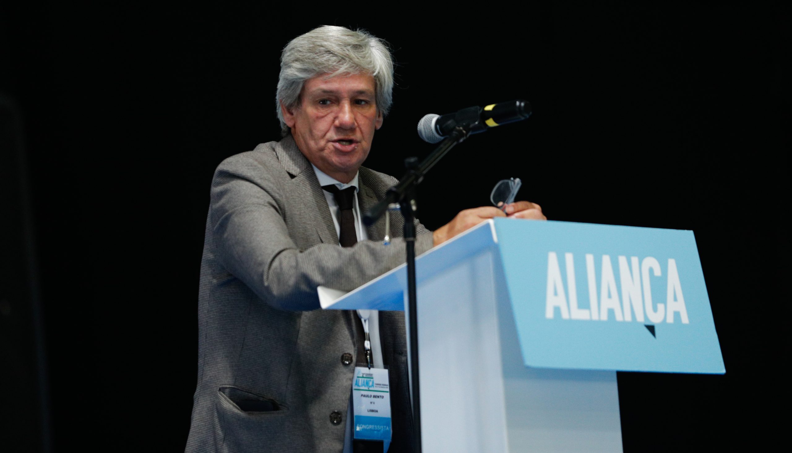 Paulo Bento não se recandidata à presidência do Aliança e refuta acusações “caluniosas”