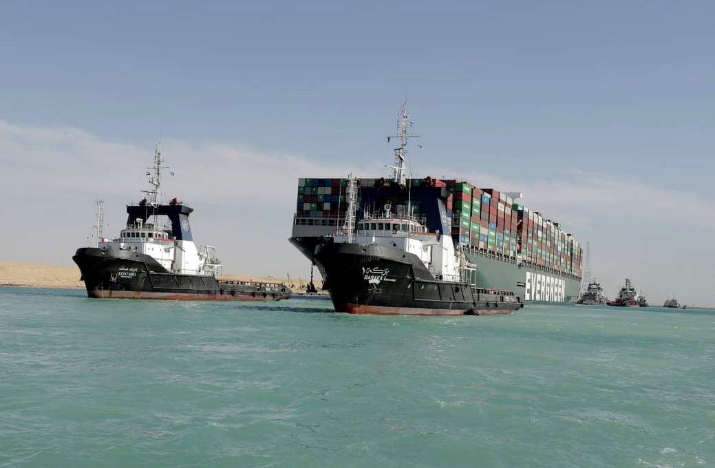 Autoridade Canal do Suez exige 767 milhões de indemnização aos proprietários do Ever Given
