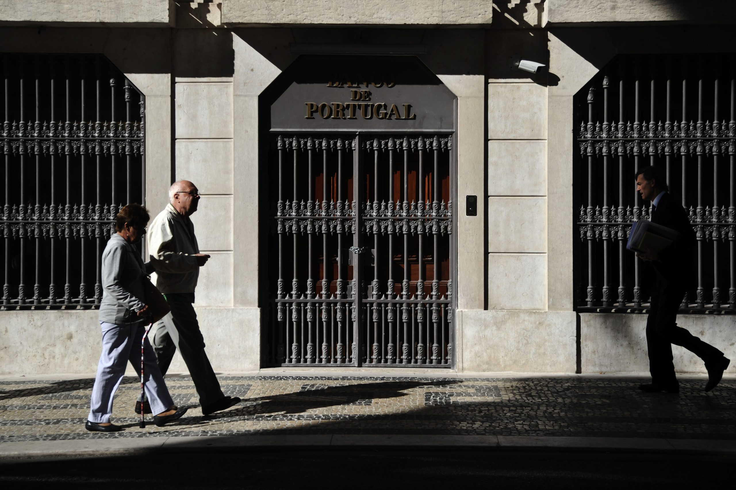 Banco de Portugal simplifica apresentação de reclamações por parte dos clientes